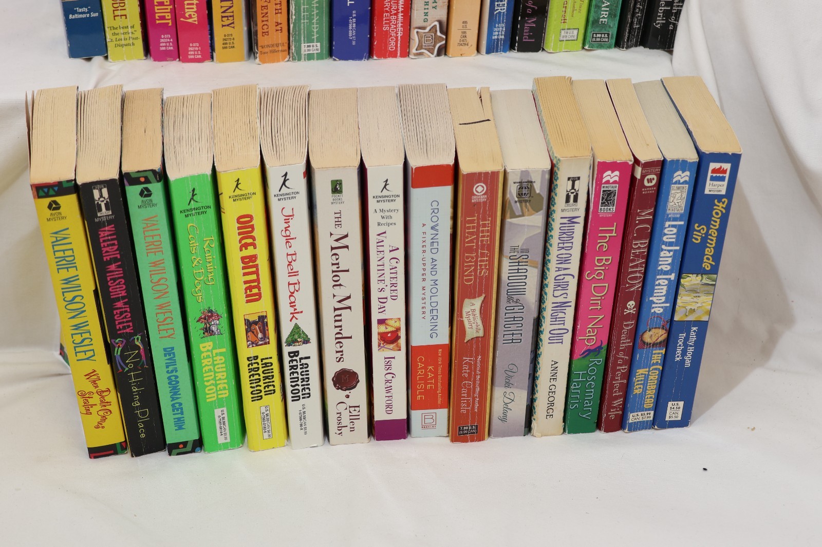 Lot of 33 Cozy Mysteries, Mixed Authors, Cozy Mystery, No Duplicates, B512