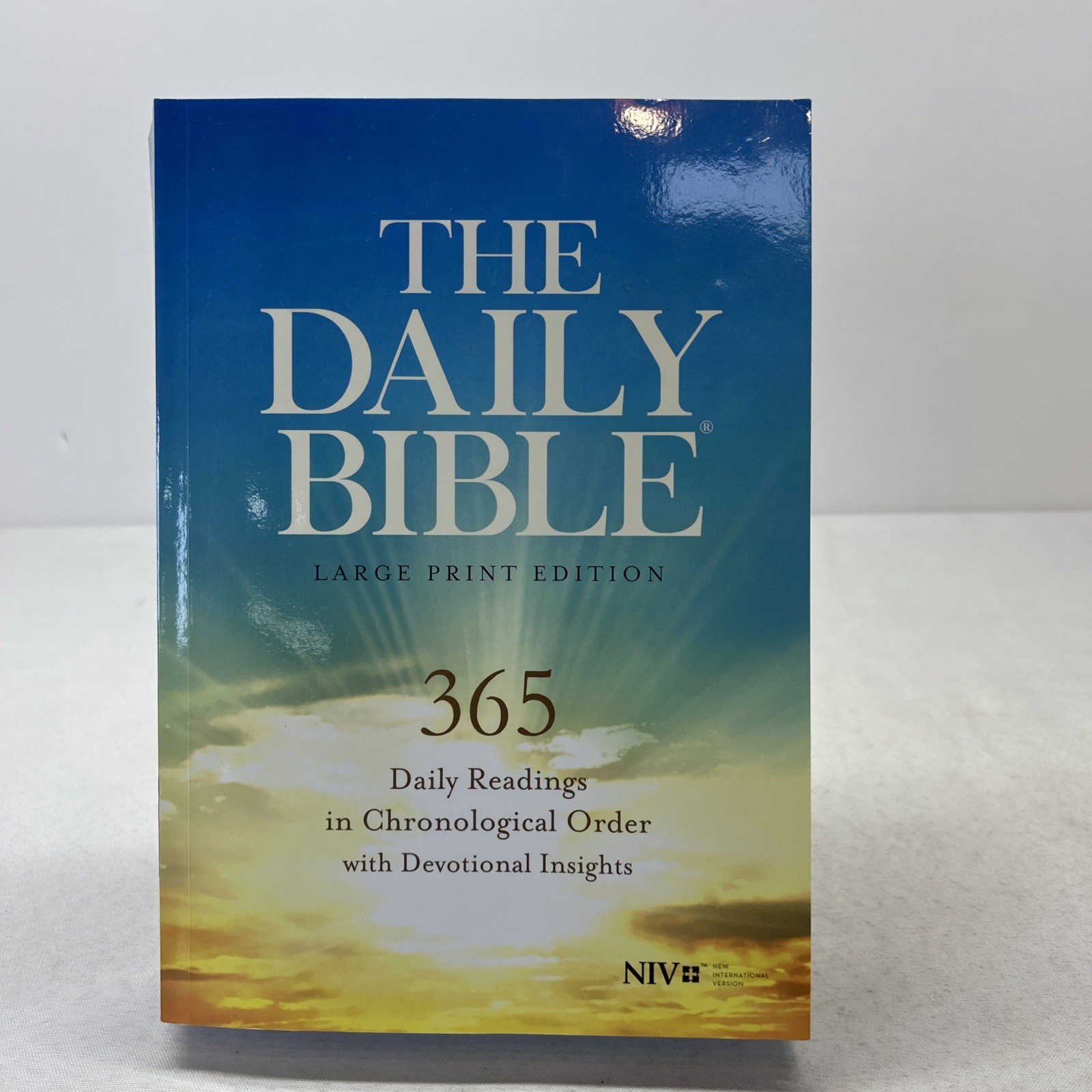 The Daily Bible by F LaGard Smith NIV PB 2011 Large Print Ed