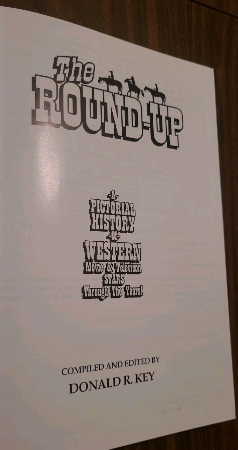Round-Up : A Pictorial History of Western Movie and Television Stars Through…