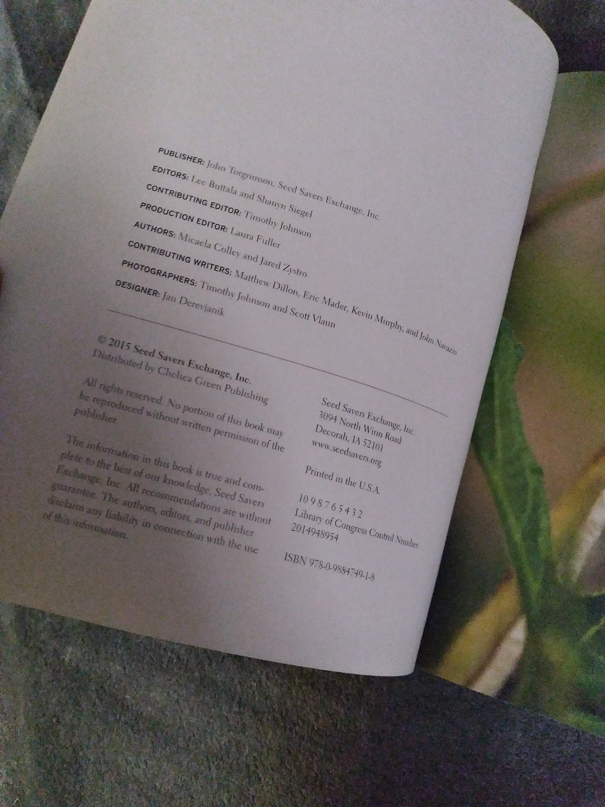 Seed Garden : The Art and Practice of Seed Saving by Jared Zystro (2015) Book