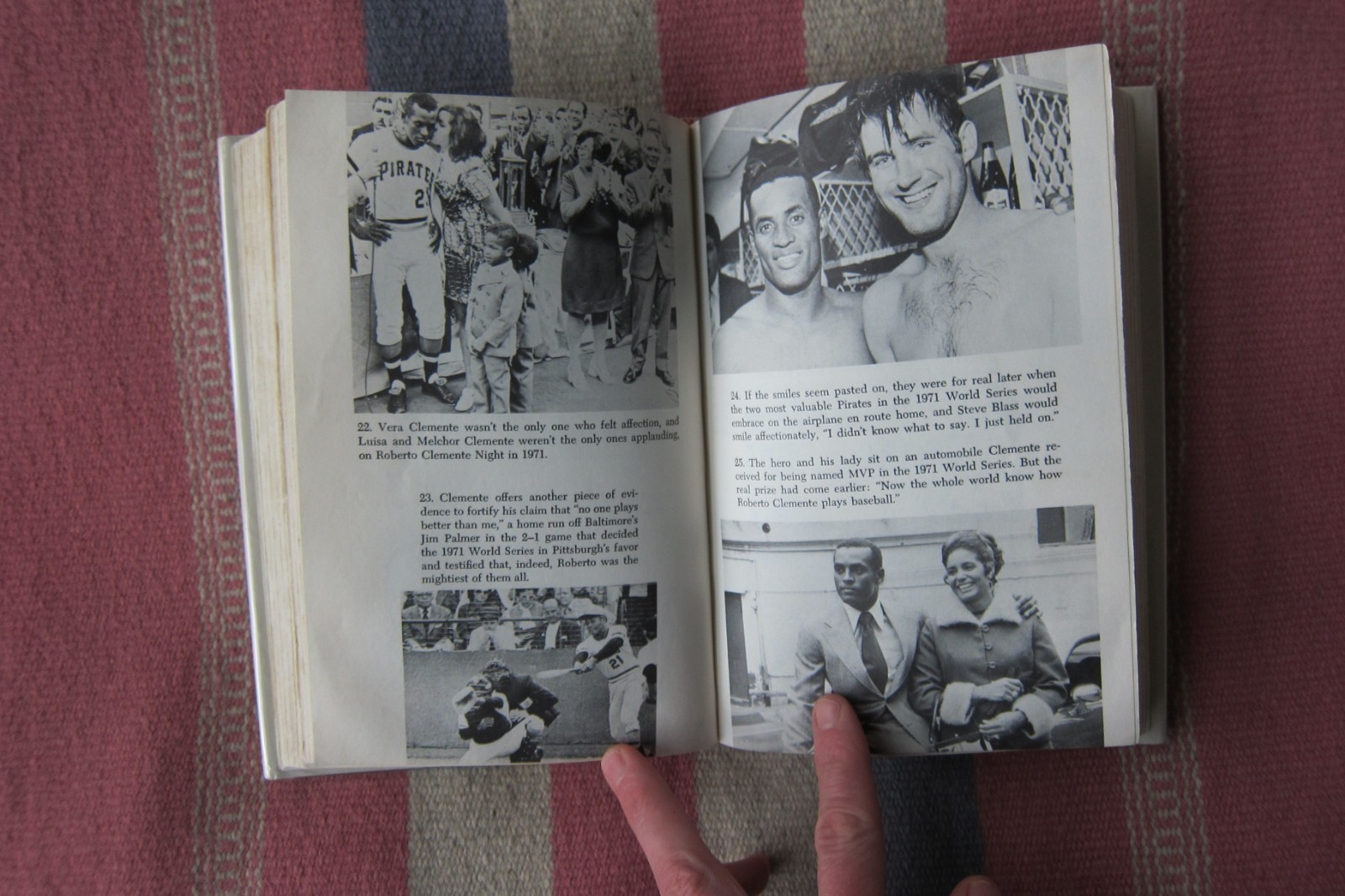 Vintage 1974 Who Was Roberto? A Biography of Roberto Clemente Phil Musick HC/DJ