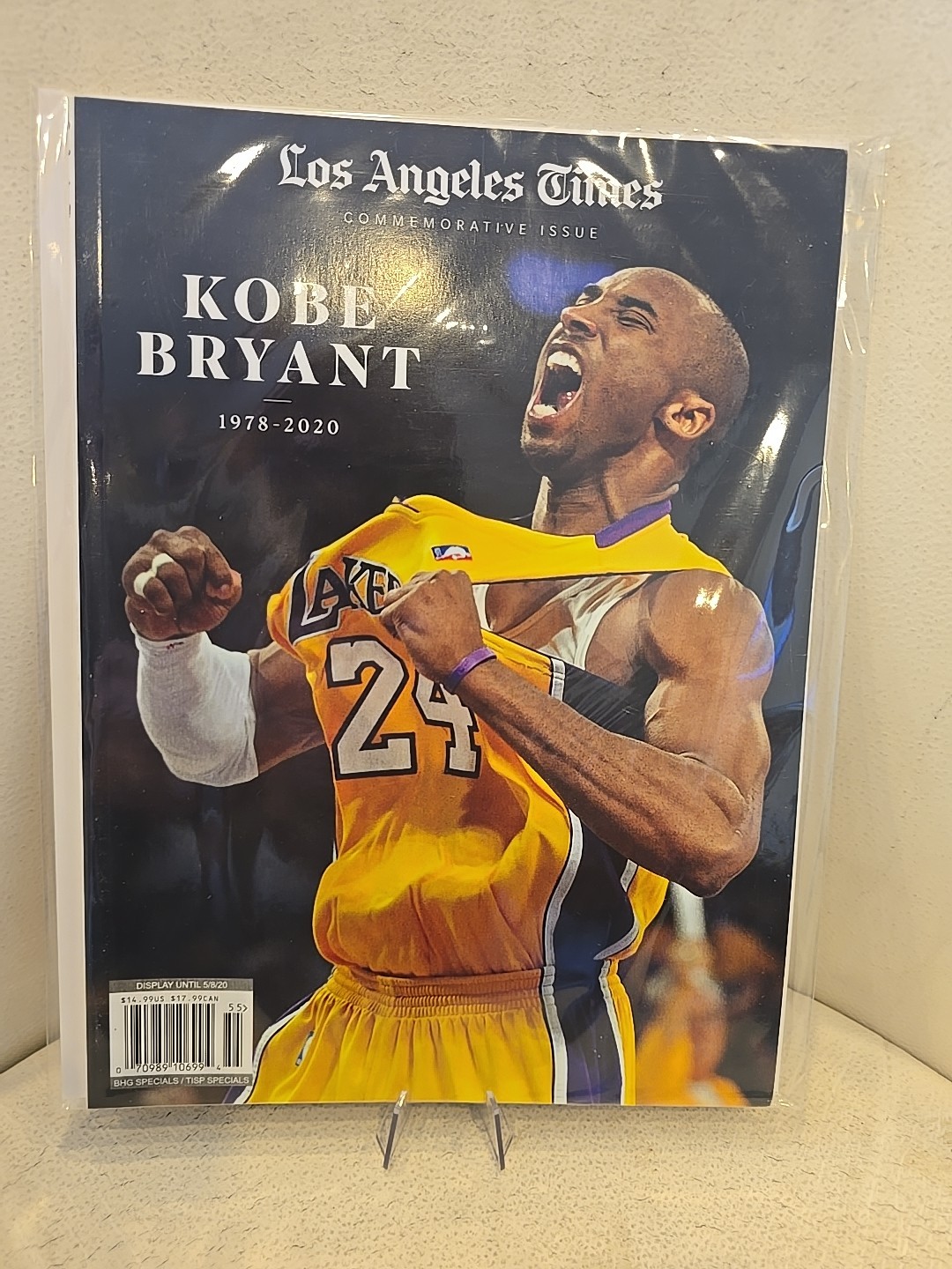 Kobe Bryant Commemorative Edition Book LA Times Magazine Los Angeles Lakers