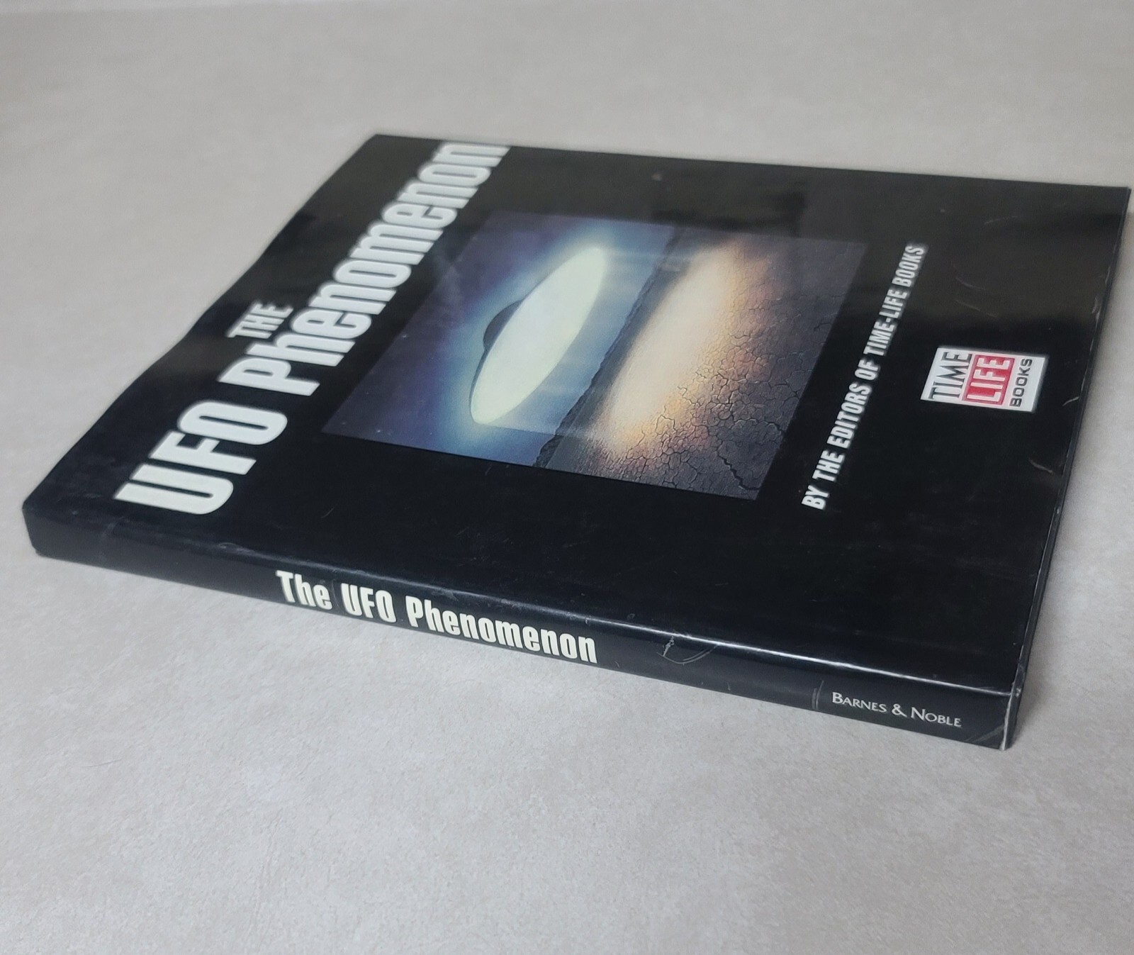 The UFO Phenomenon Time Life Books Hardcover RARE Alien Book