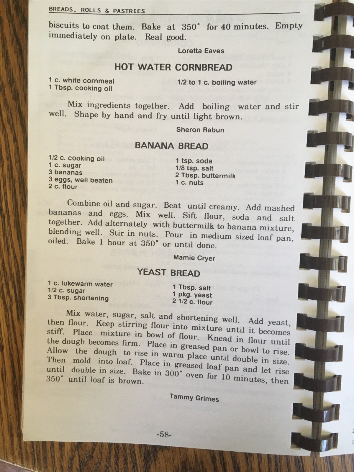 Zavala Texas Sulphur Springs Baptist Church 1990 cookbook 134 Pages