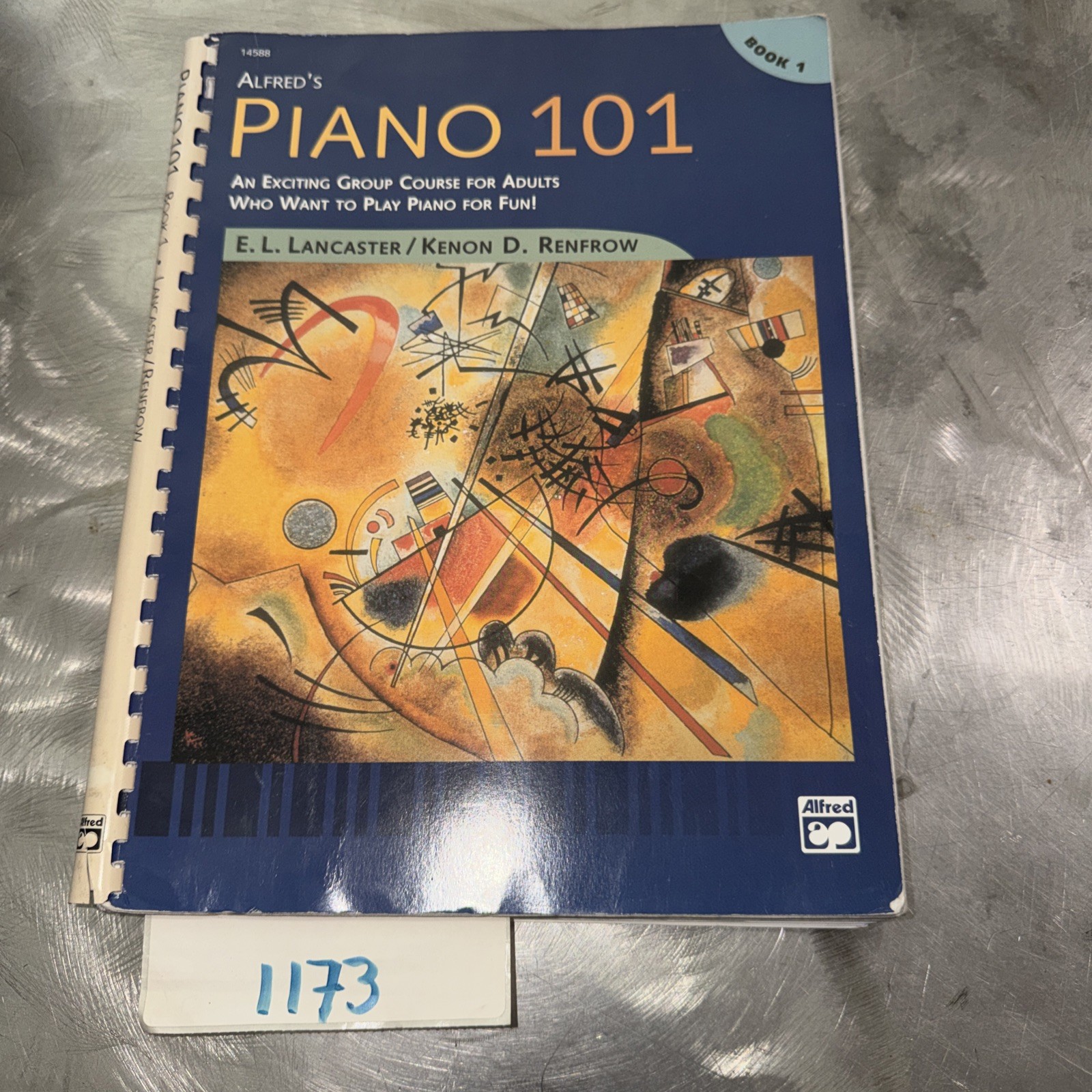 Alfred’s Piano 101, Bk 1: An Exciting Group Course for Adults Who Want to Play P