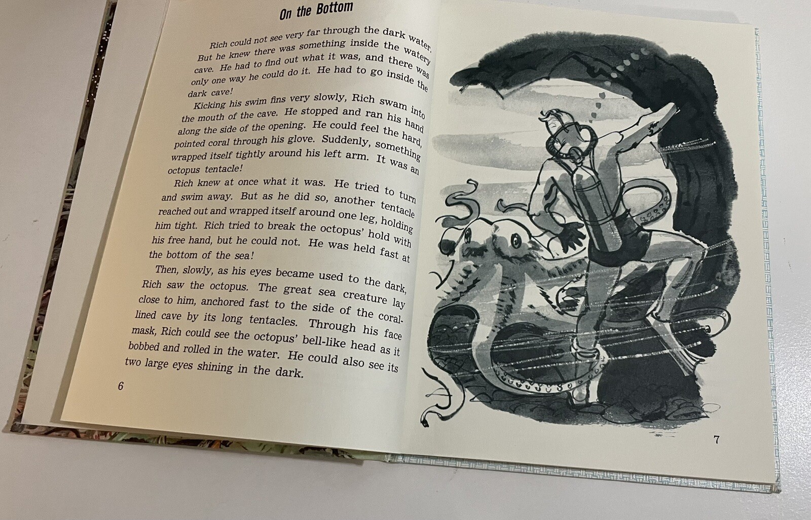 City Beneath the Sea Book Henry Bamman Robert 1975 World Of Adventure Series