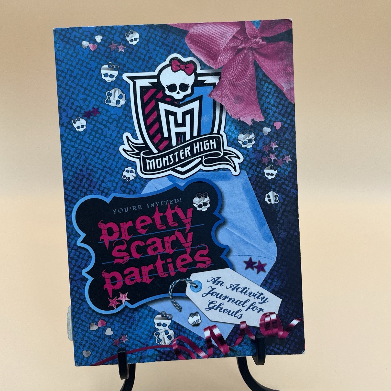 Monster High – Pretty Scary Parties An Activity Journal by Pollygeist Danescary