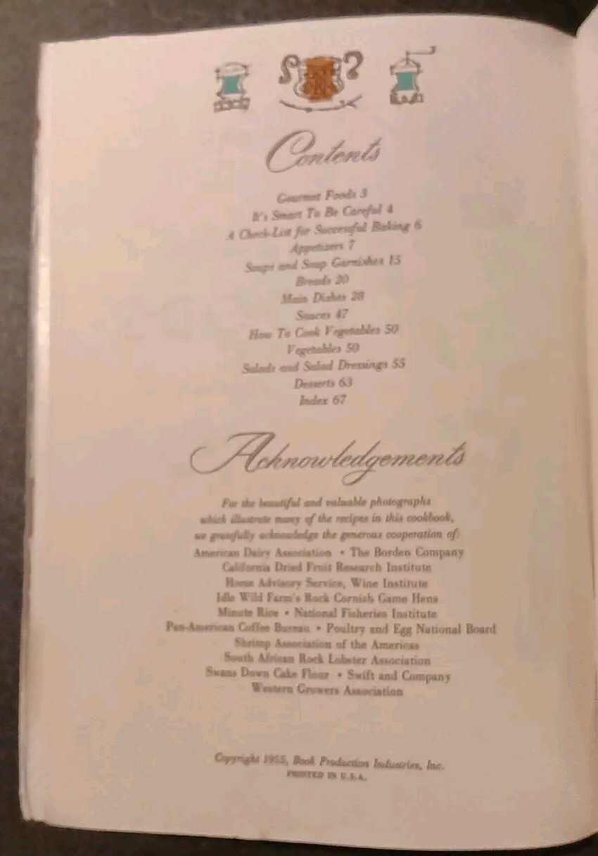 Vtg 1955 The Gourmet Foods Cookbook w/152 Recipes by Culinary Arts 68 Pages