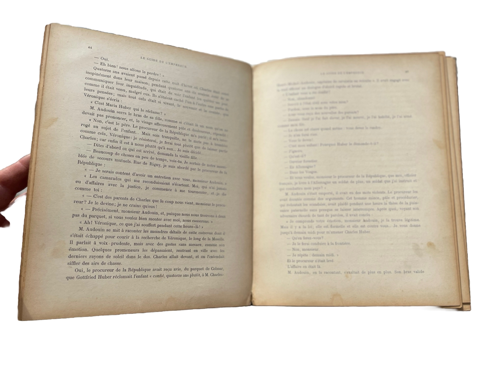 The Guide Of L’em Pereur Book History Of Edible Low Gens. René Bazin. 158 Pages