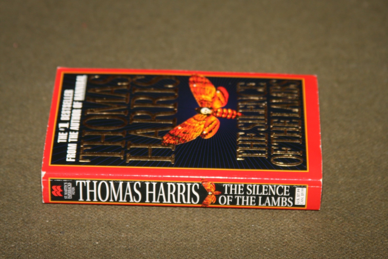 The Silence of the Lambs by Thomas Harris 1989 PB 54th Print w/ Embossed Cover
