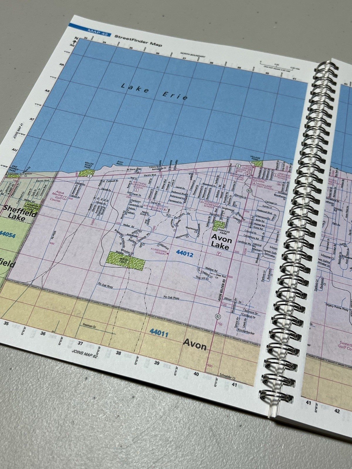 Cleveland Ohio Street Finder Guide 2002 Rand McNally Atlas Road Map Spiral