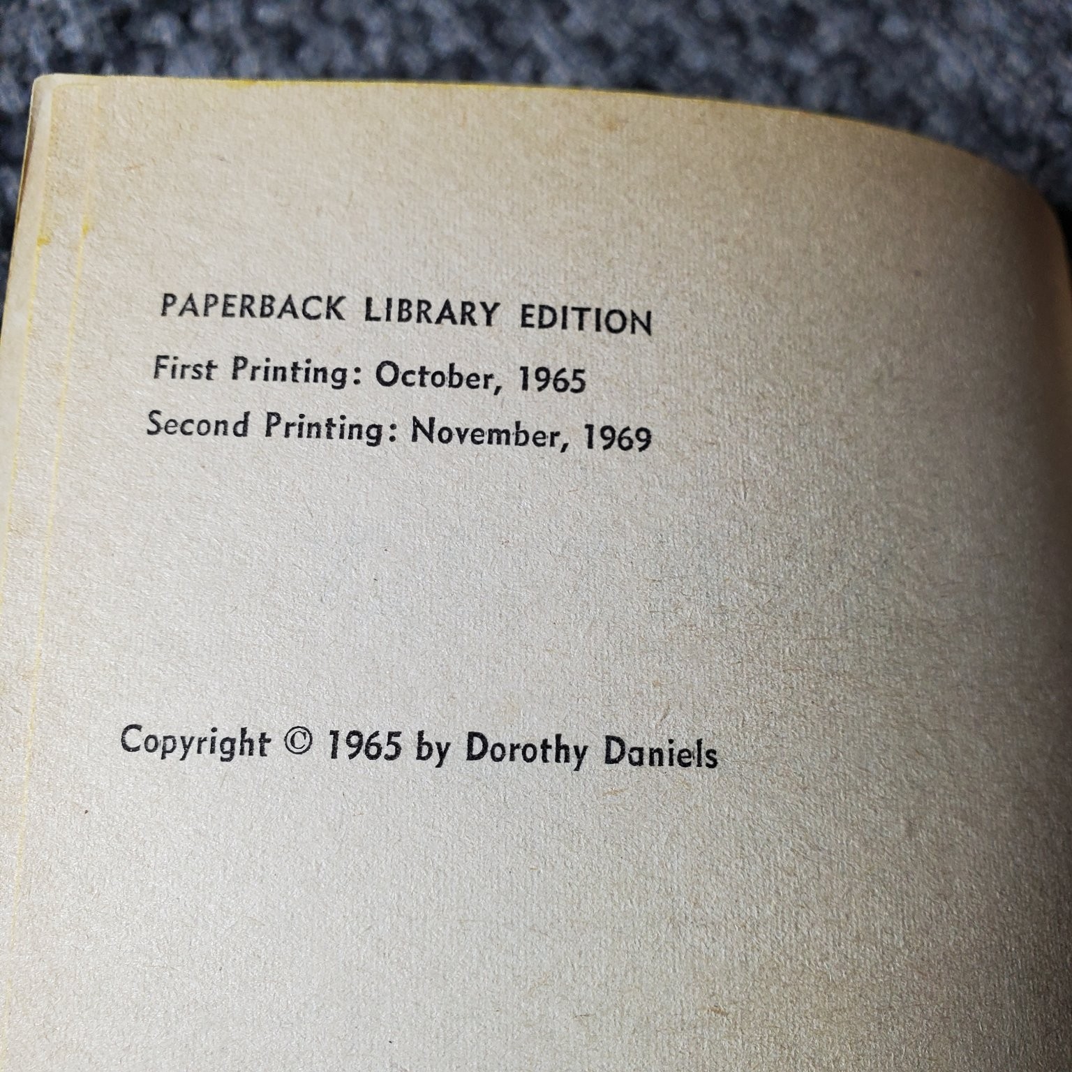 Darkhaven Dorothy Daniels 1969 Second Printing Paperback Library Gothic Novel