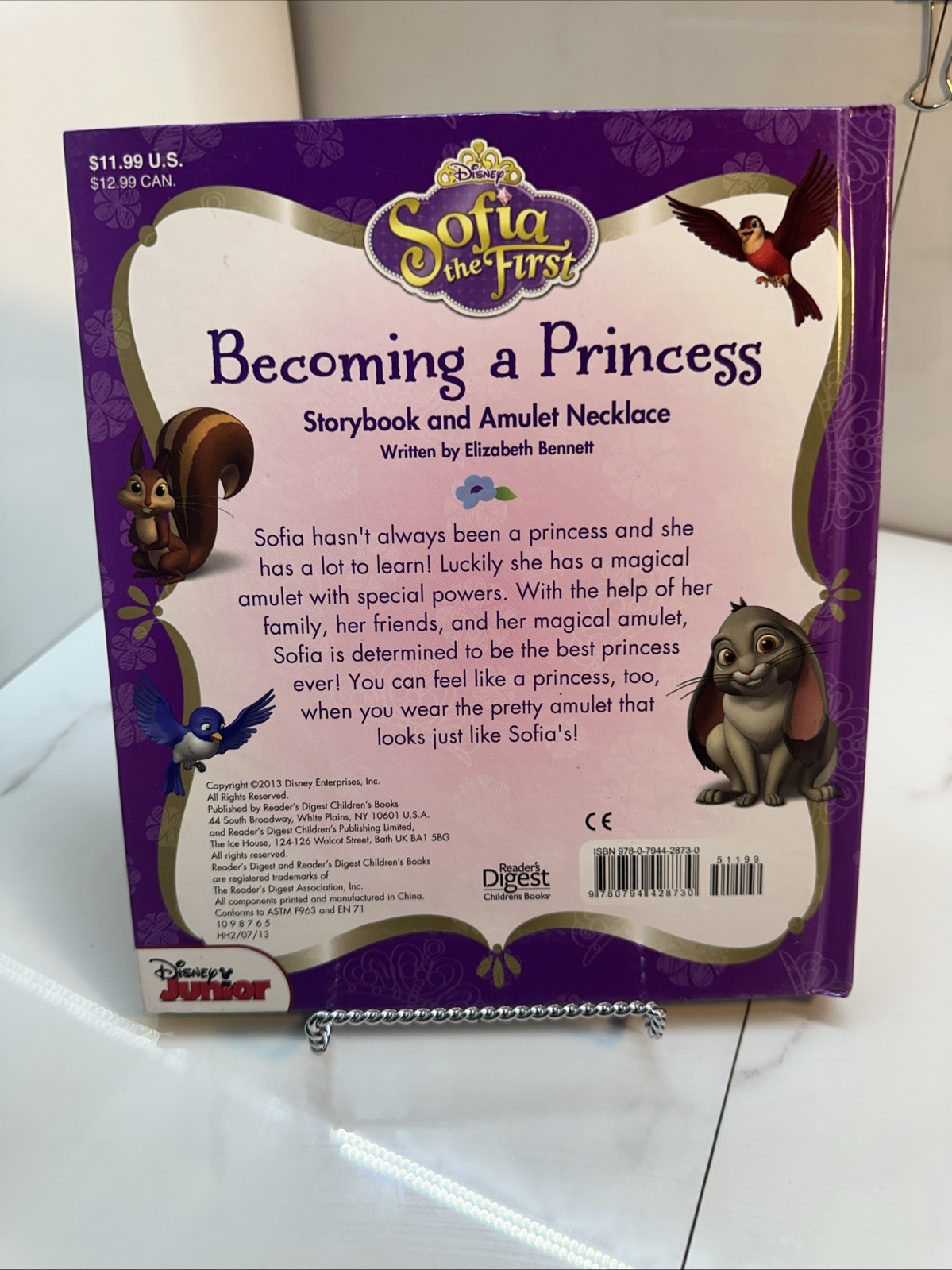 Disney Sofia the First Becoming a Princess Storybook and Amulet Necklace Gift