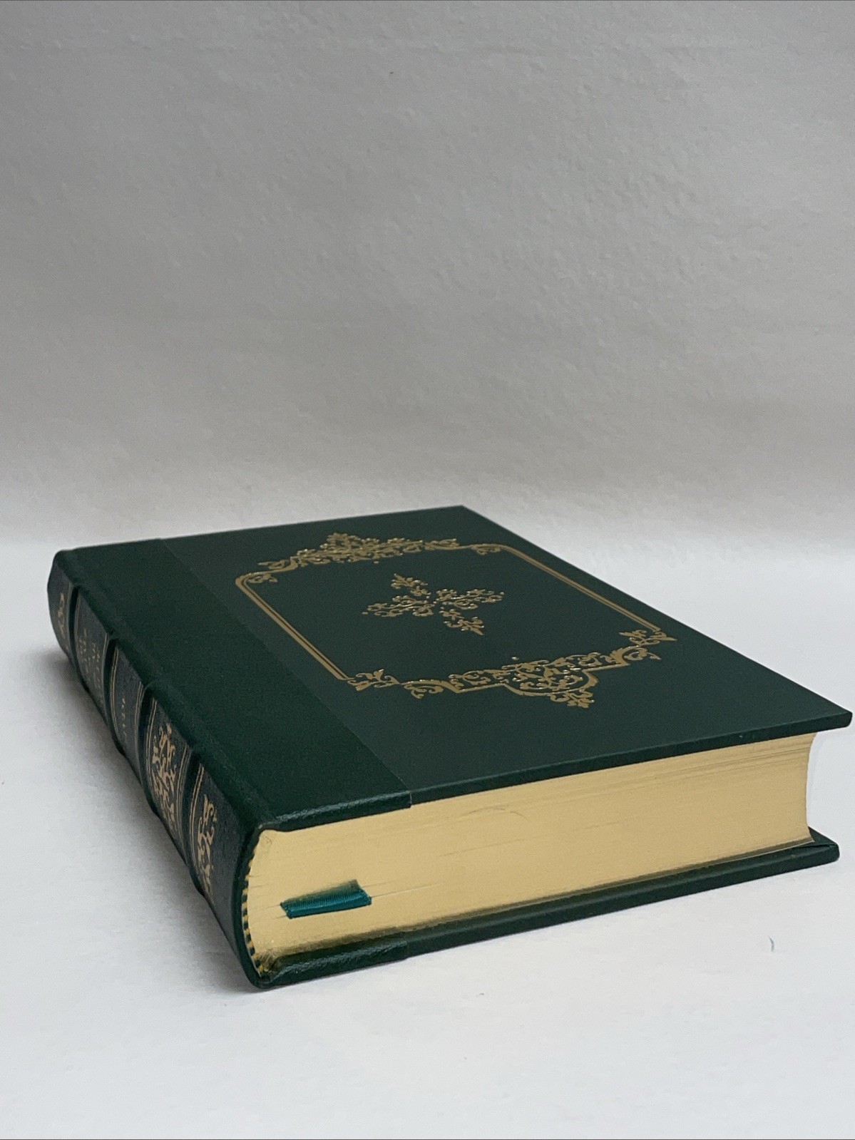 The Trials of Oscar Wilde by H. Montgomery Hyde Notable Trials Library 1989 Gold