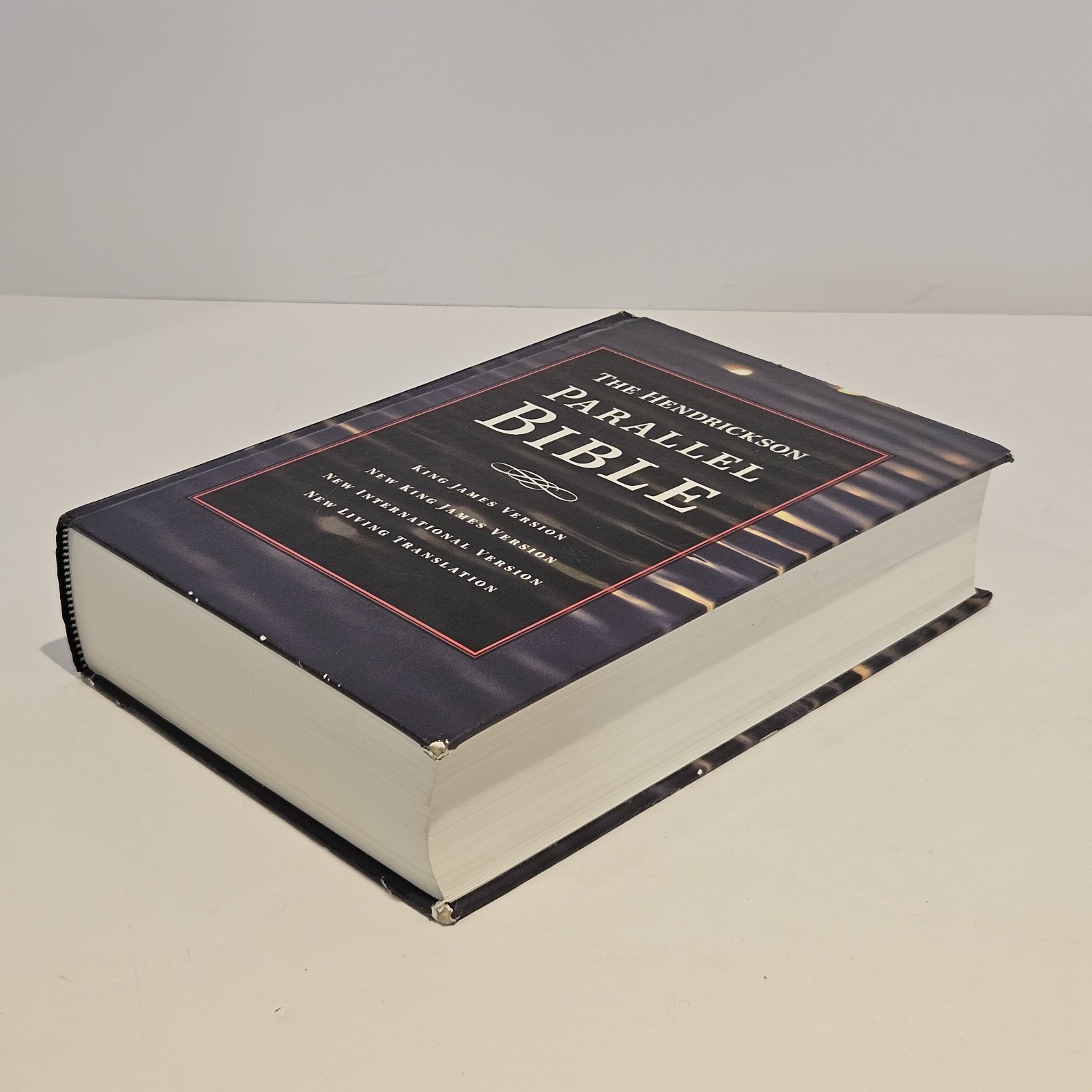 The Hendrickson Parallel Bible KJV NKJV NIV NLT Comparison 2005 Hardcover
