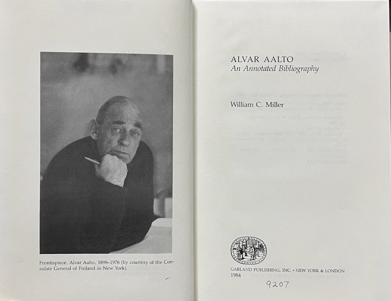 Alvar Aalto Annotated Bibliography / William Miller / Garland 1983 HB ex-lib