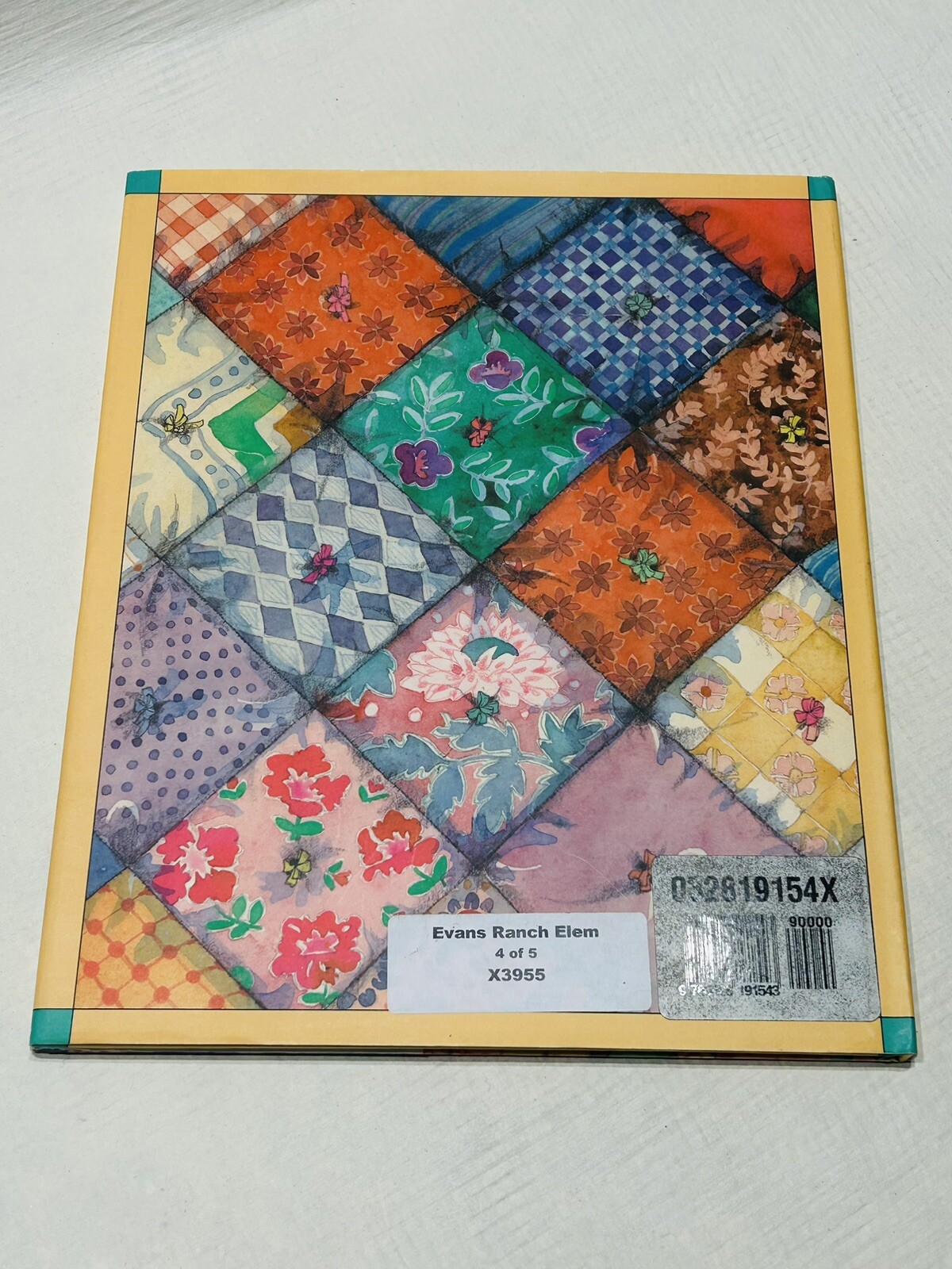 Valerie Flournoy The Patchwork Quilt 1985 Hardcover Quilting Story Sewing Book