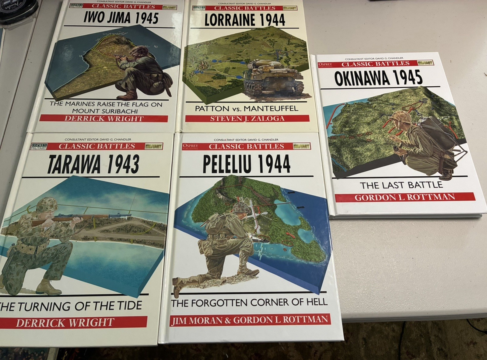 HUGE Lot 32 OSPREY Books World War II Era Soldiers Battles Uniforms Excellent