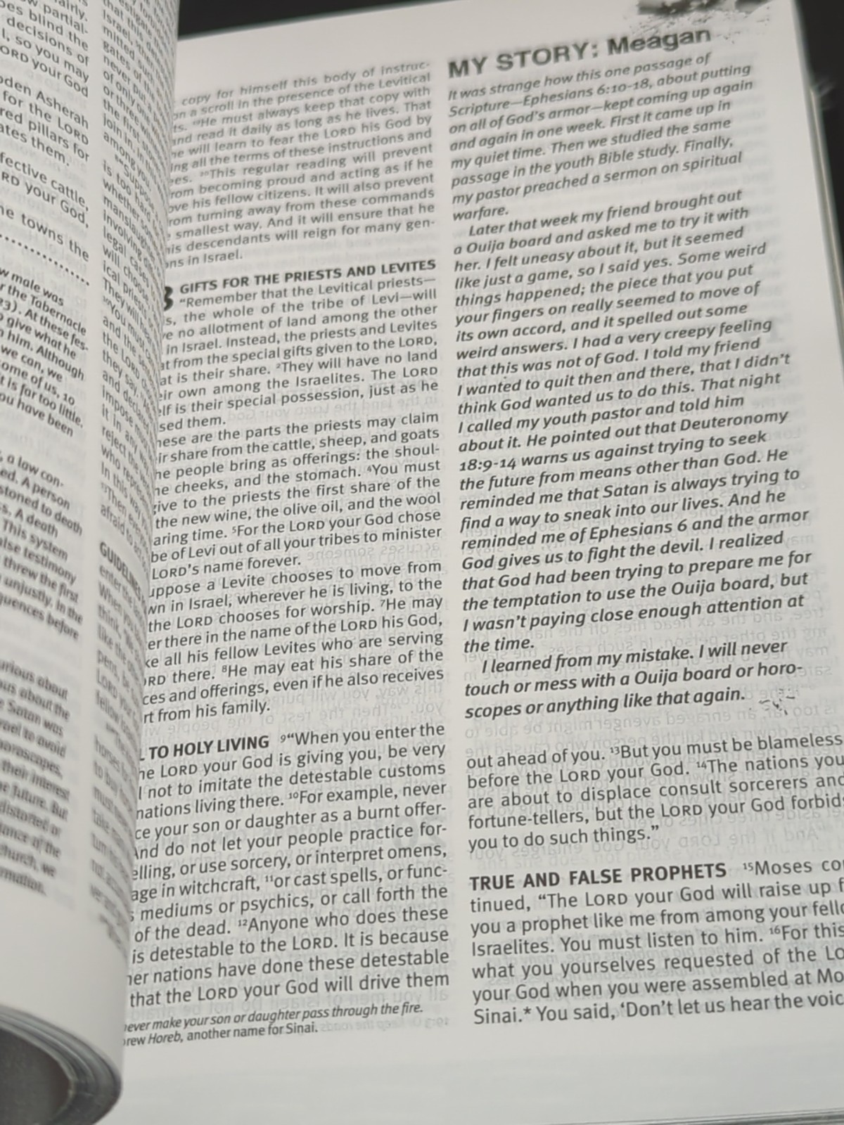 Teen Life Application Study Bible Leather Like Steel Gray Cityscape Buildings