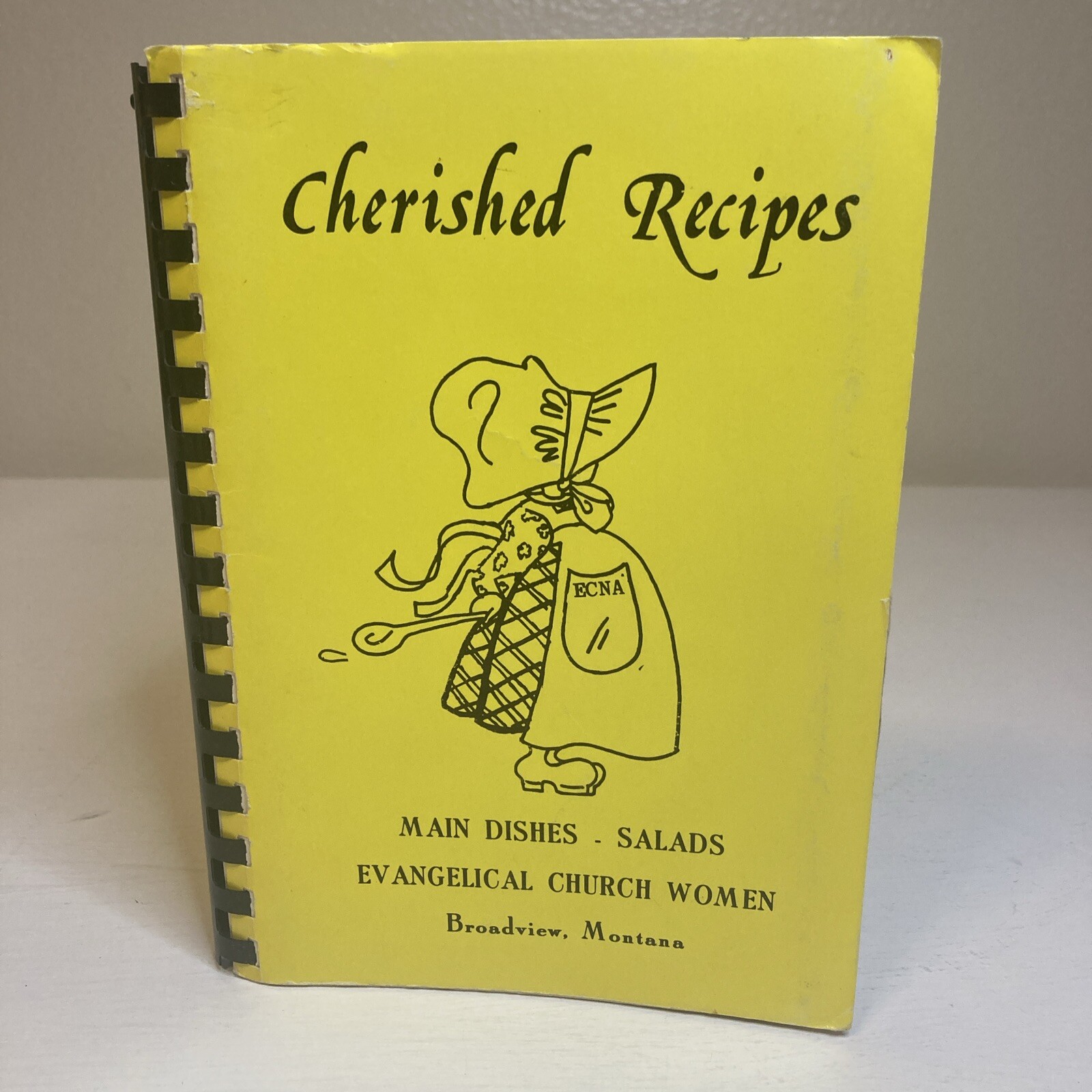 Cherished Recipes Ringbound CookBook Evangelical Church Women Broadview, MT