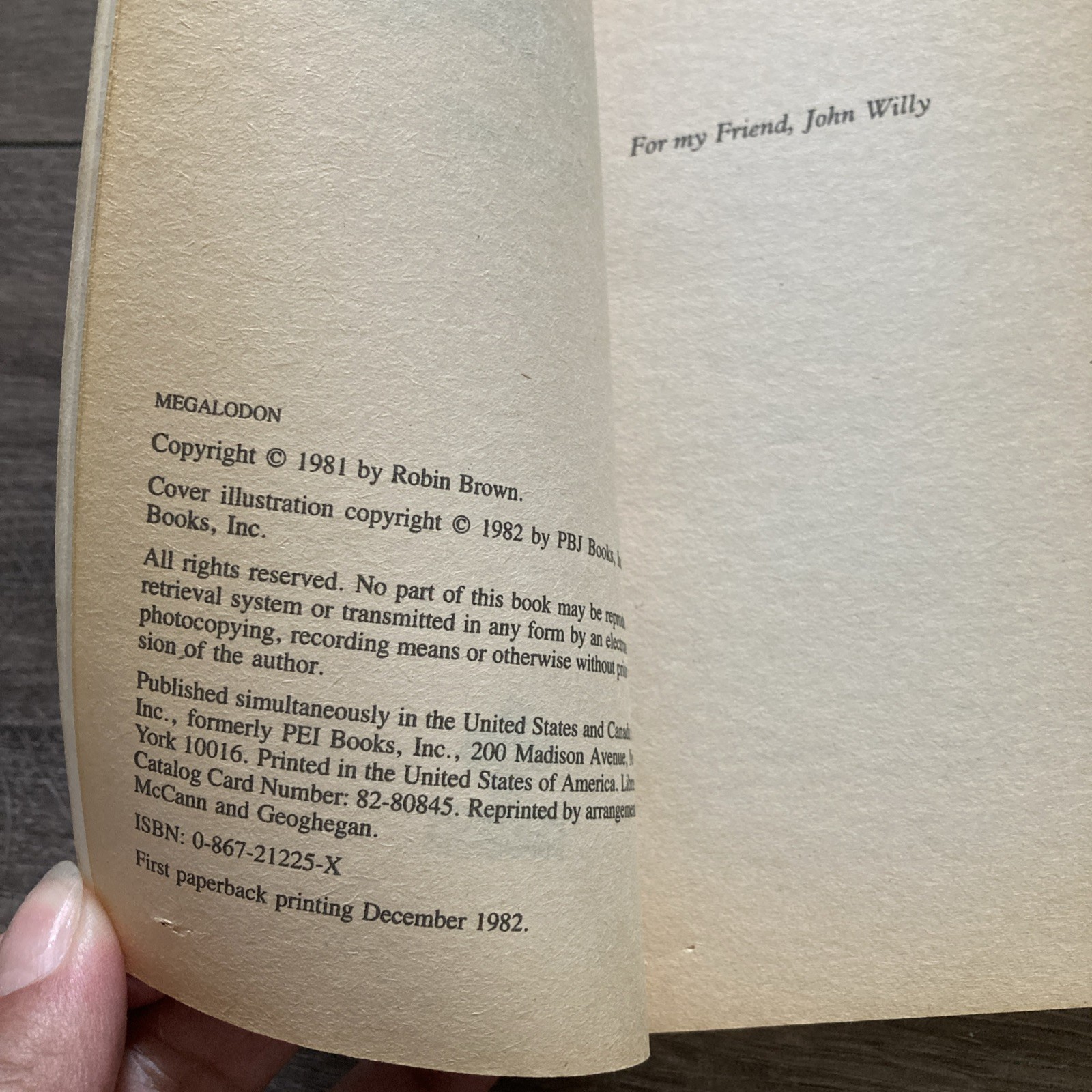 Megalodon by Robin Brown, Playboy Paperbacks Fiction 01, 1st paperback edition