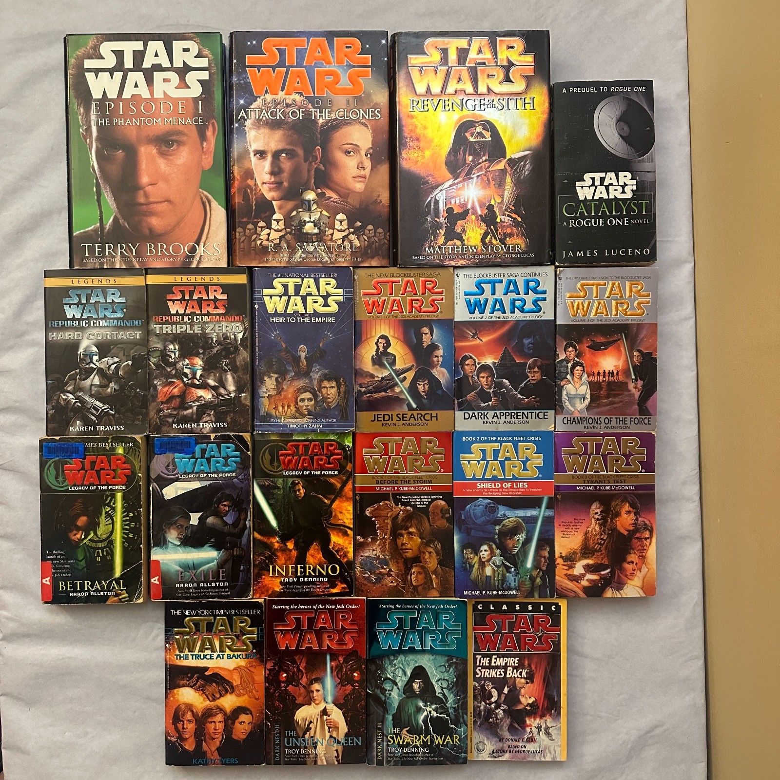 20 Star Wars Series Books / Jedi Academy, Black Fleet Crisis, Republic Commando