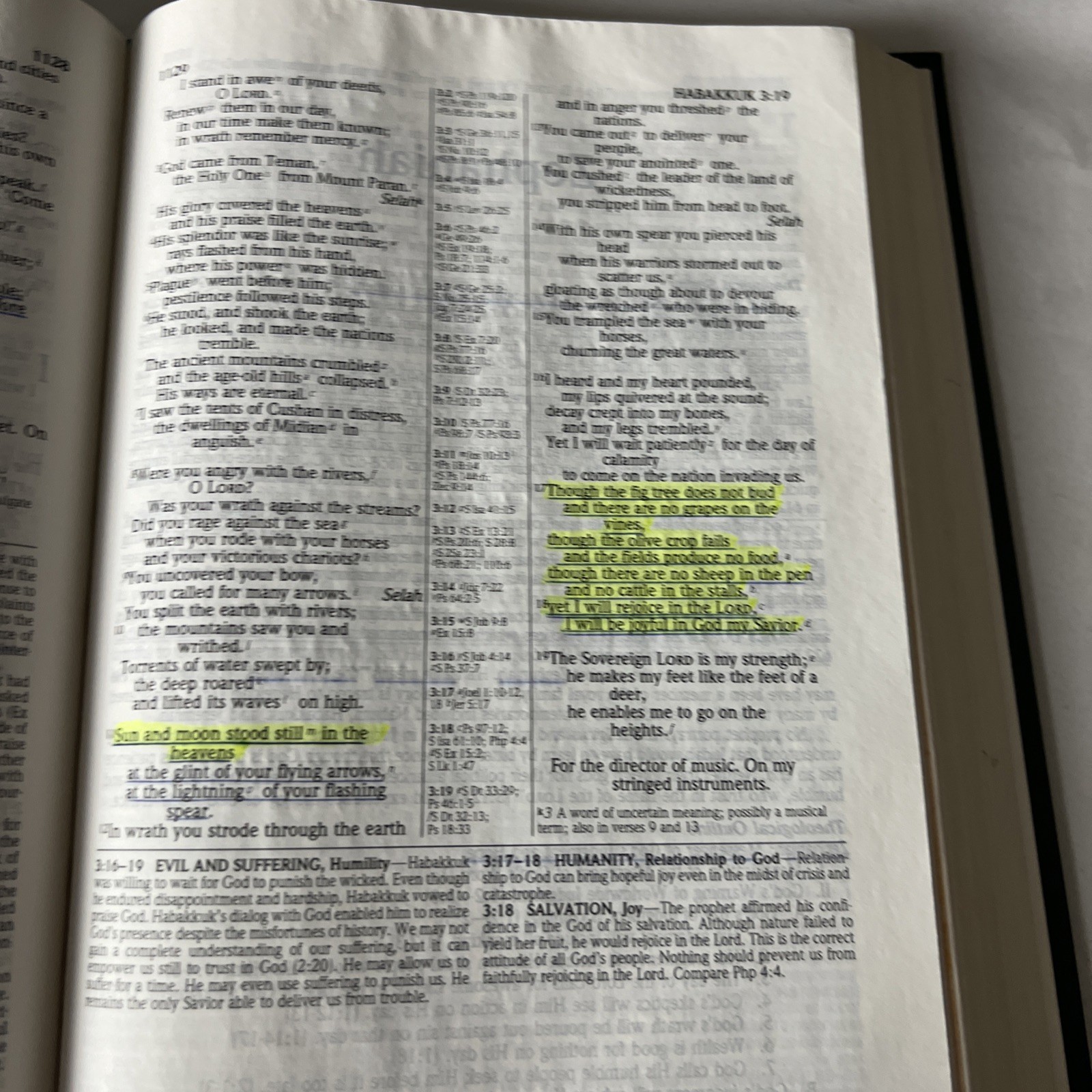 Disciple’s Study Bible NIV New International Version Hardcover – Very Good