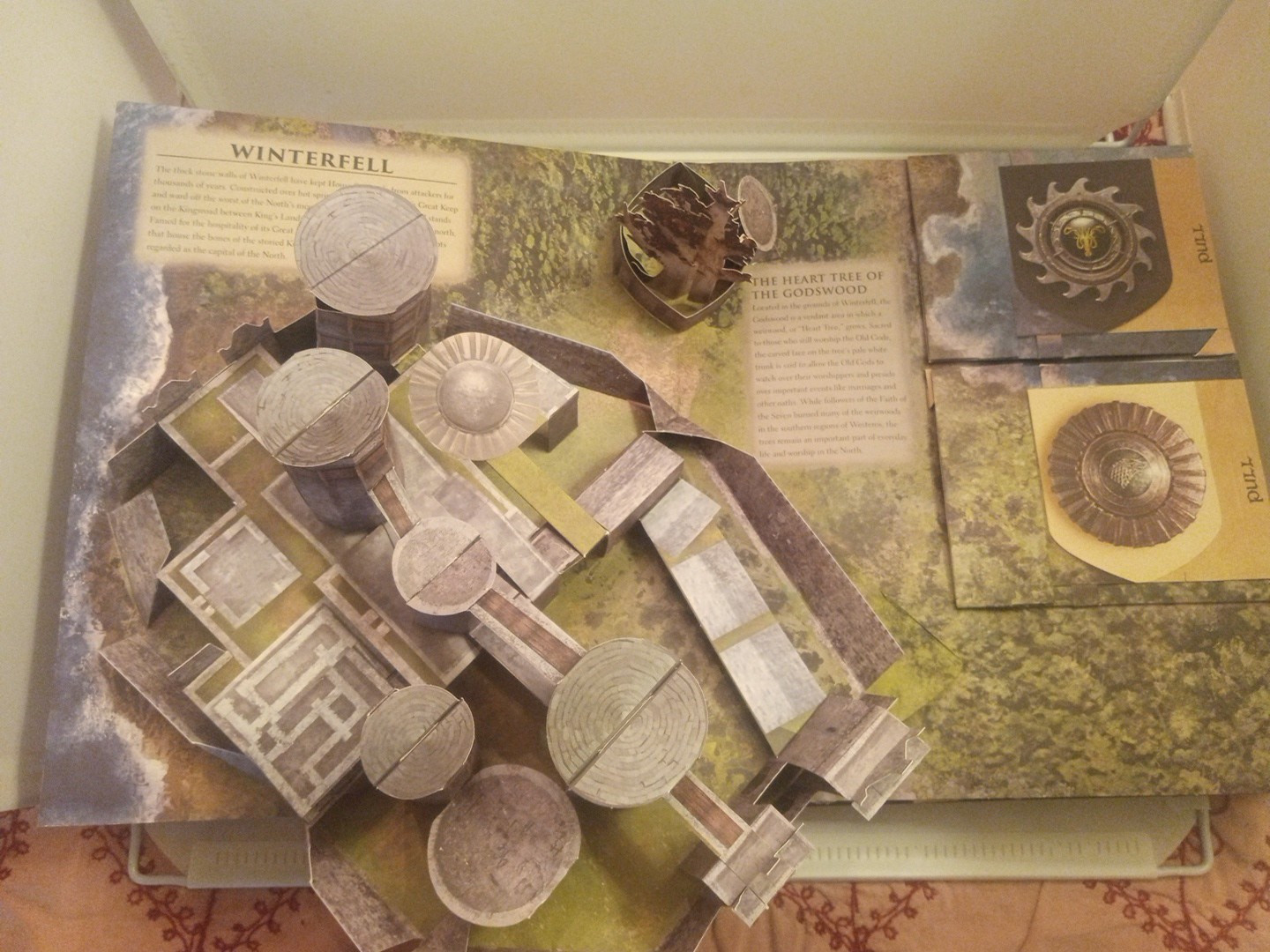 Game of Thrones: A Pop-Up Guide to Westeros by Matthew Reinhart: Used
