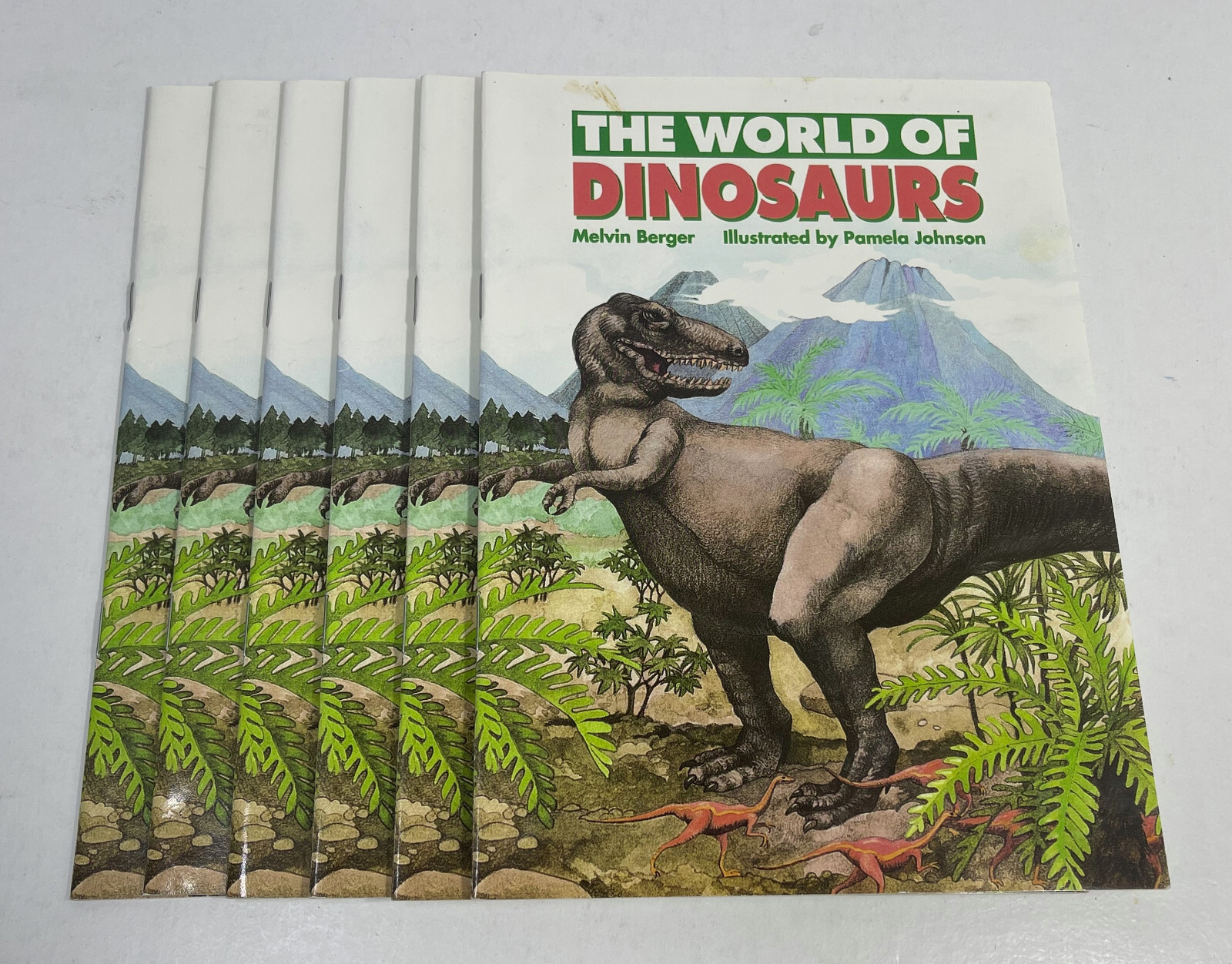 The World of Dinosaurs, Melvin Berger, 6 Pack Books, Grade 1 Level J