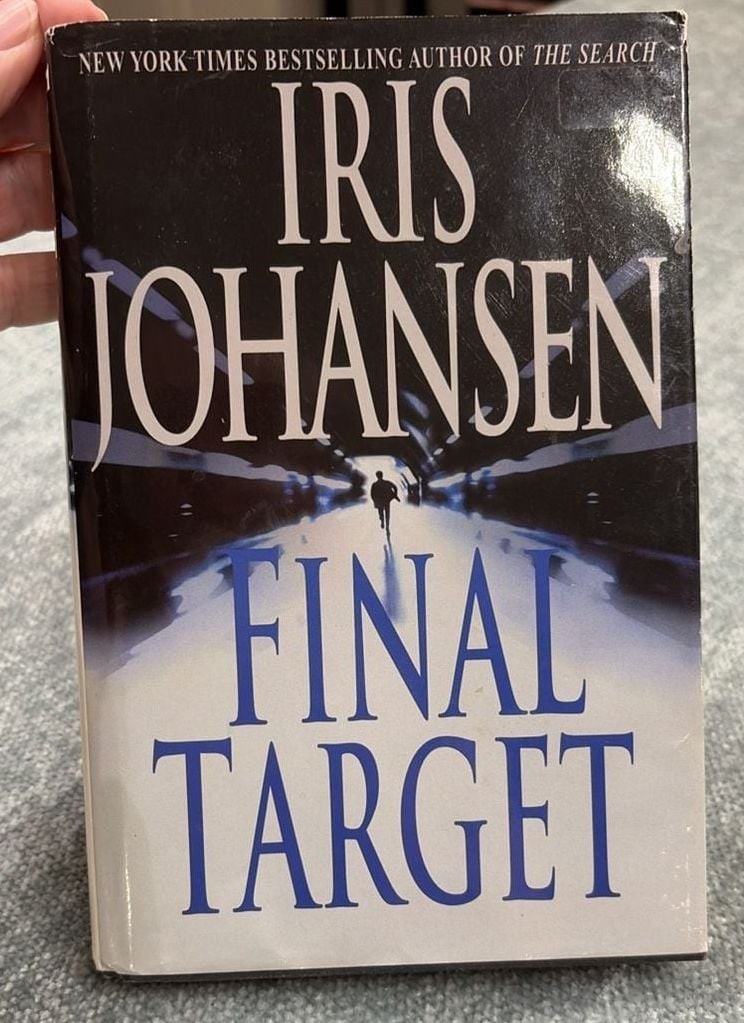Final Target by Iris Johansen Hardcover Book
