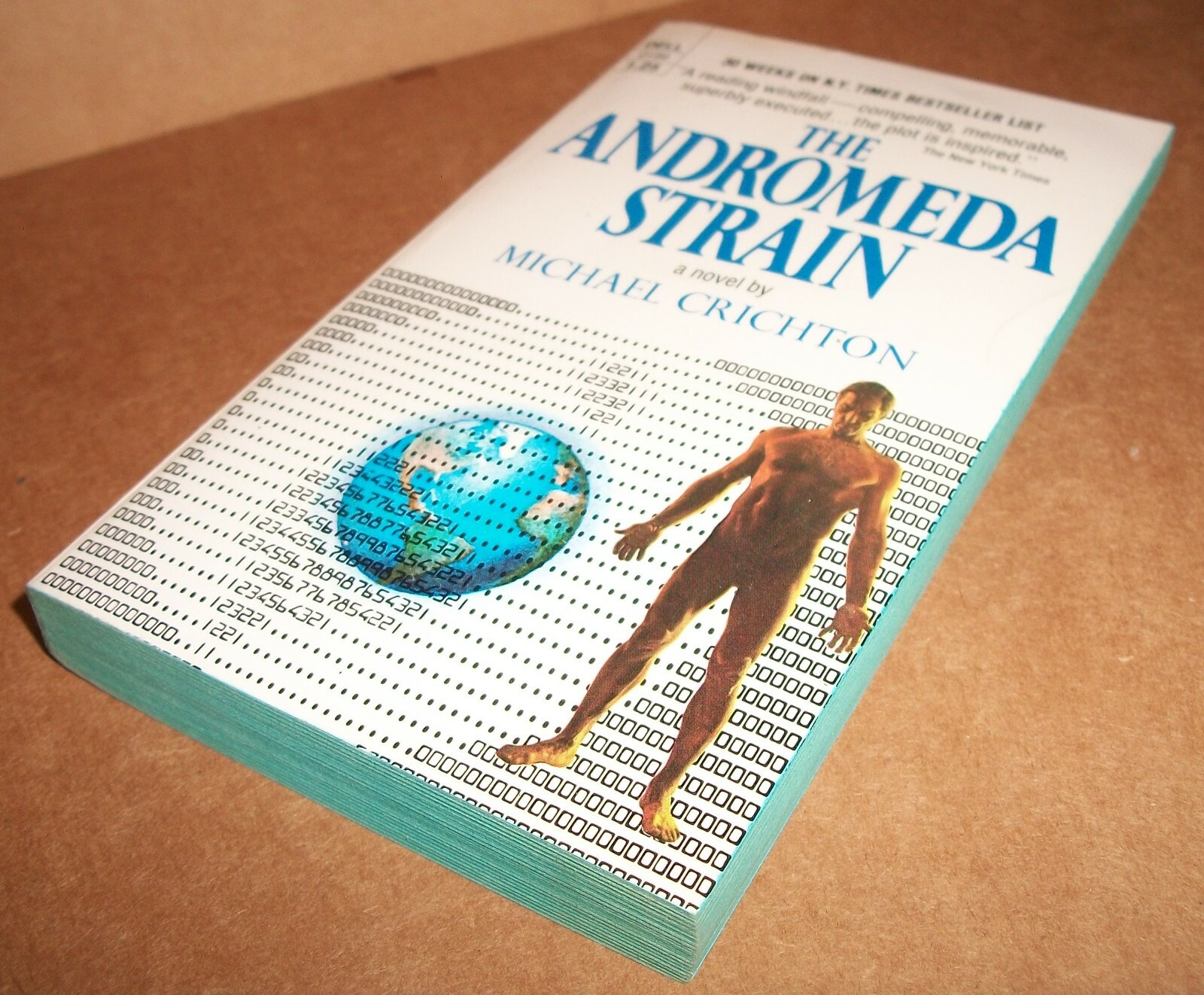 The Andromeda Strain Michael Crichton PB Dell #0199 1st print June 1970 $1.25 VG