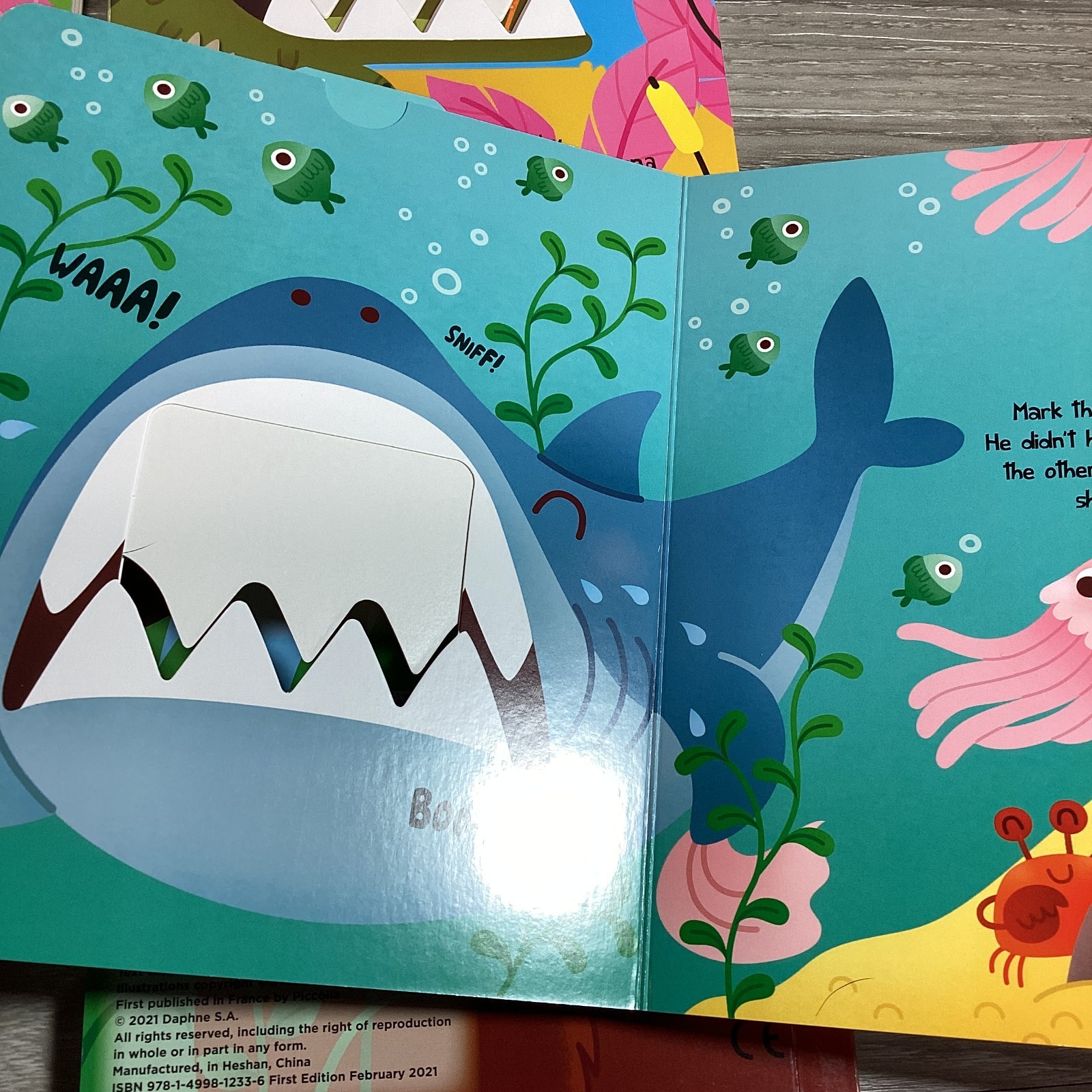 Little Bee Crunchy Books 4 Interactive Board Book Box Set Shark Bite Dino Chomp