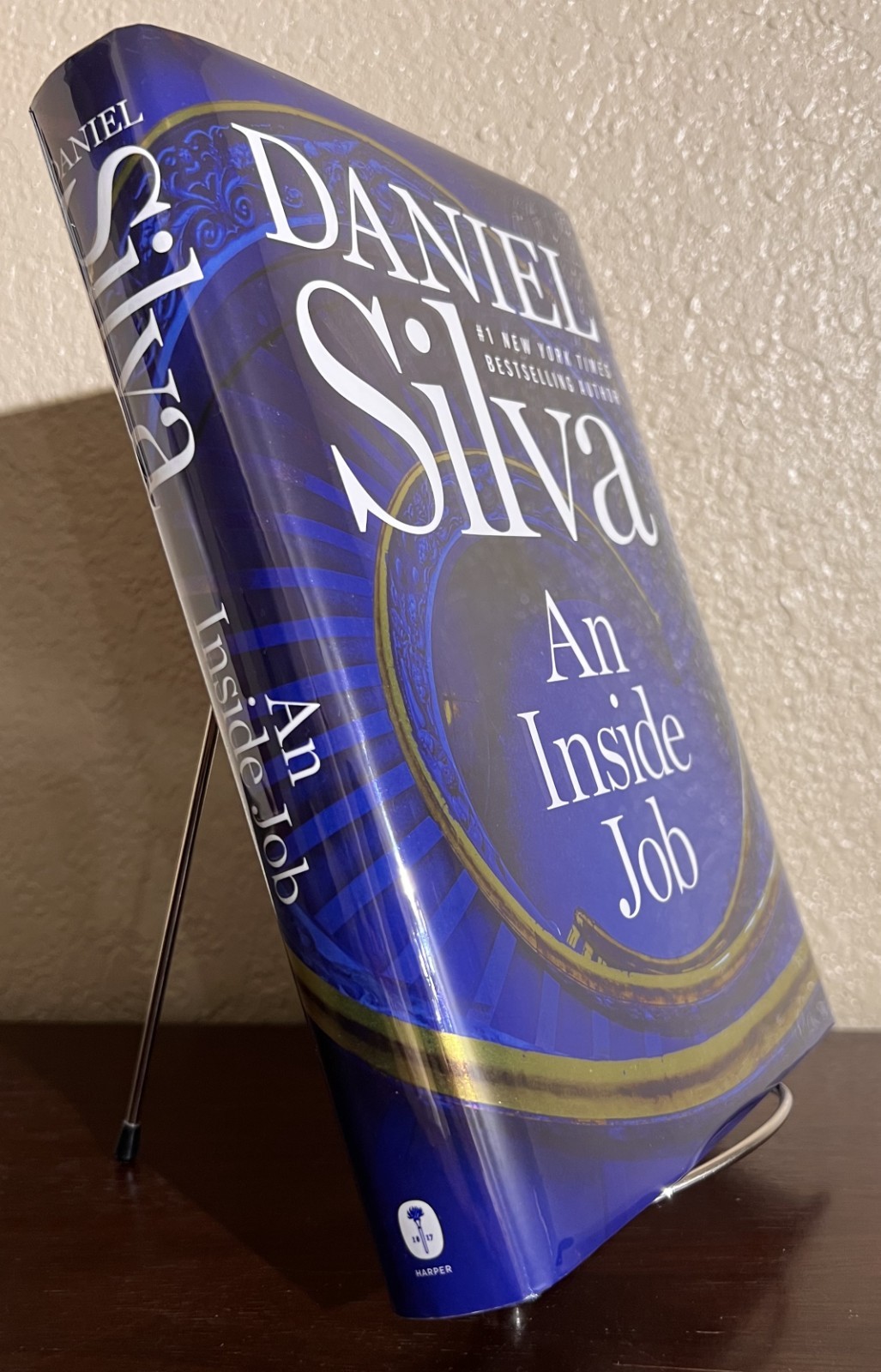 SIGNED ~ Gabriel Allon #25: AN INSIDE JOB Daniel Silva (2025, Hardcover) 1st/1st