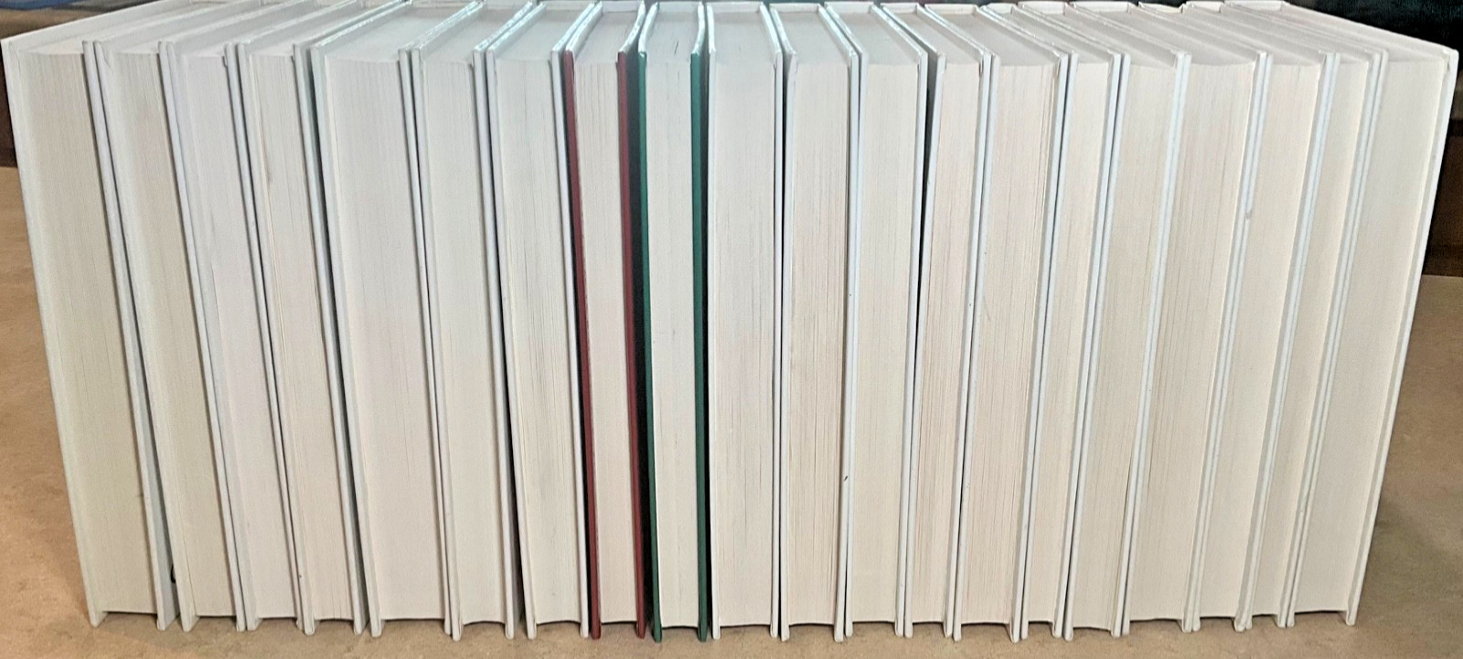 Guideposts-Extraordinary Women of The Bible Lot of 20 Hardcover Books