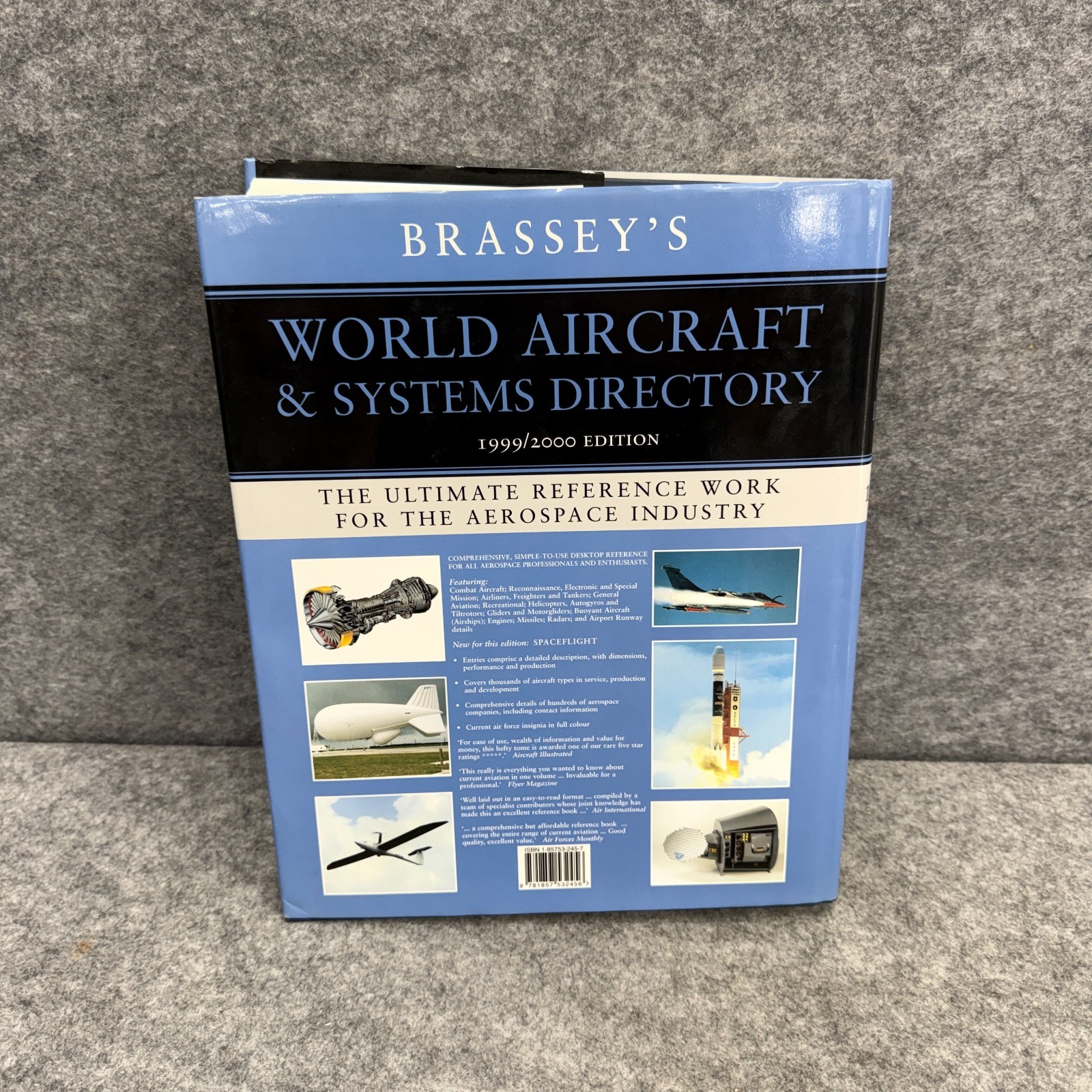 Brassey’s World Aircraft & Systems Directory 1999/2000 Edition Michael Taylor HC