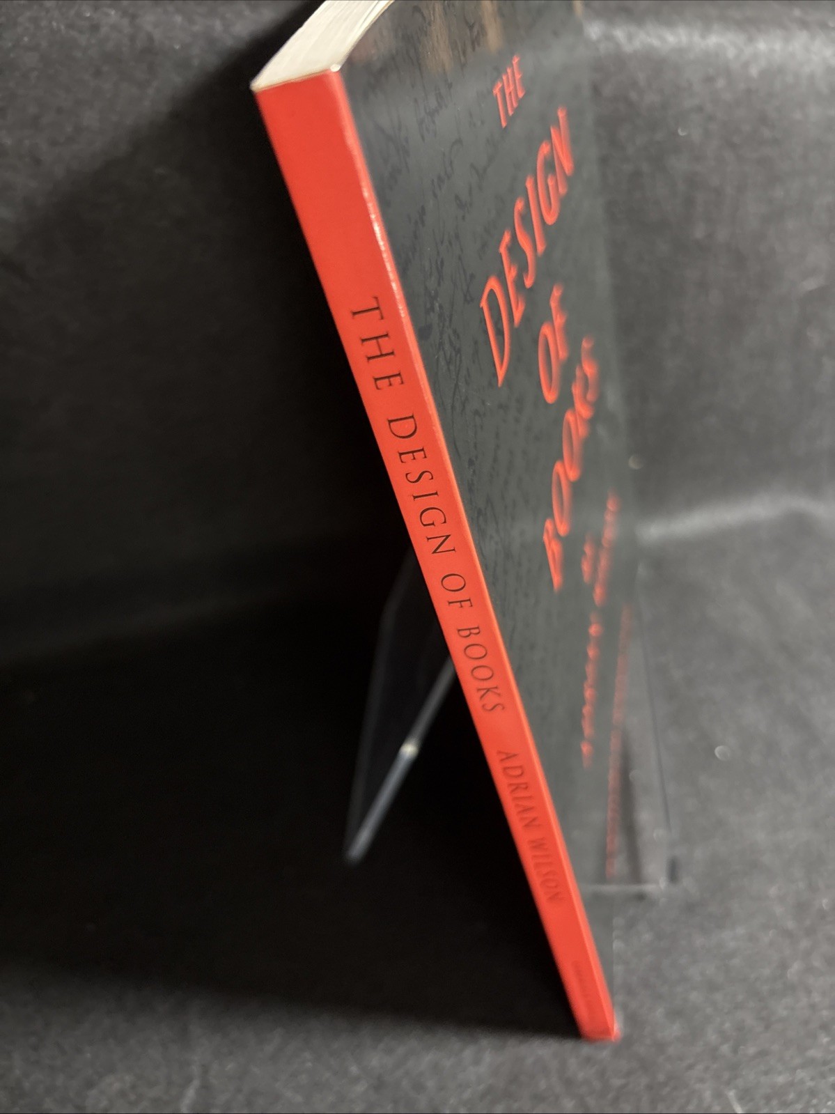 Chronicle Books The Design of Books Adrian Wilson Paperback Design Book