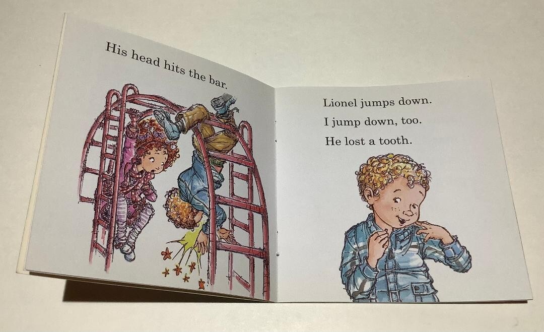 Set of 5 Fancy Nancy I can Read Phonics Paperback Books 8-12 2013