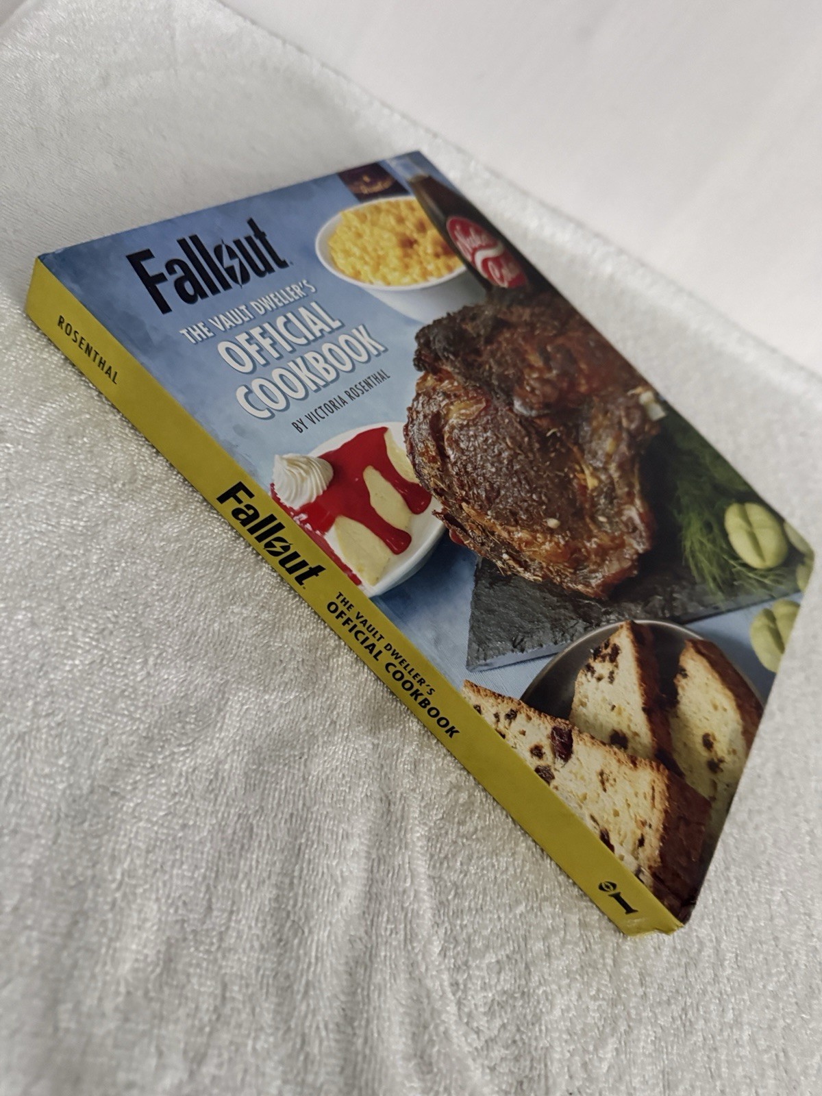 Fallout: the Vault Dweller’s Official Cookbook New Small Damage To Bottom Corner