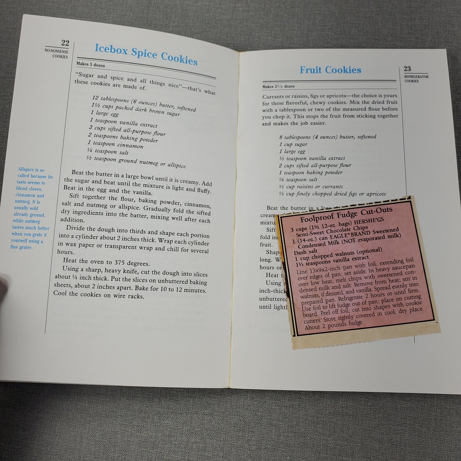 Cookies for Holidays & Every Day Irena Chalmers 1987 Cooking Guide Avon