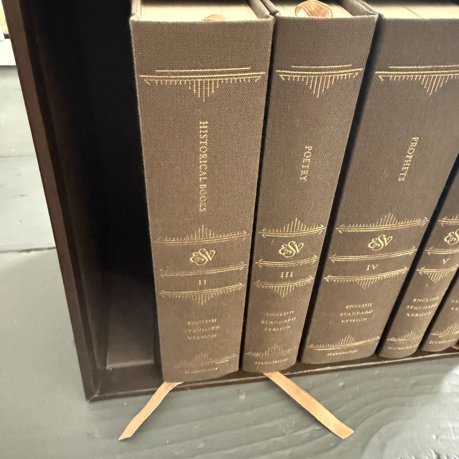 ESV Reader’s Bible 6-Volume Set English Standard Version Hardcover Case Crossway