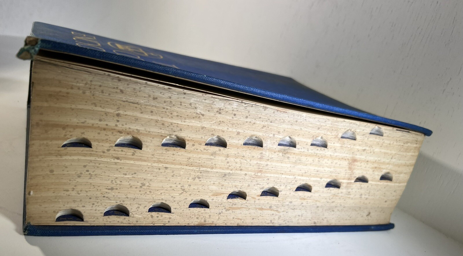 The New Columbia Encyclopedia fourth edition 1975
