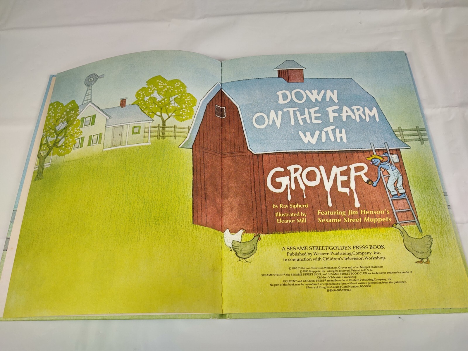 Vtg 1980 Down On The Farm With Grover Book Sesame Street Book Club Golden CTW