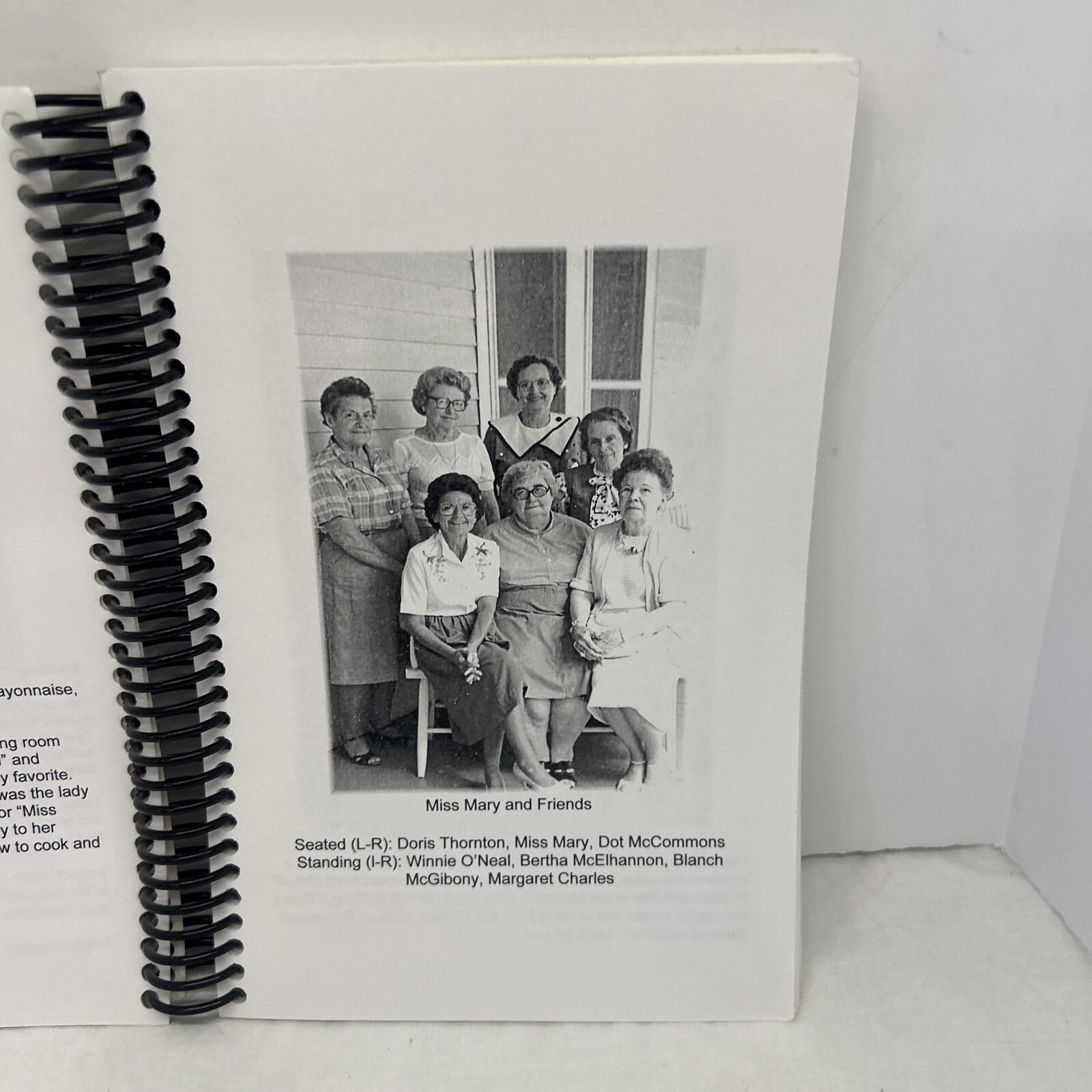 Miss Mary& Friends Cookbook: A Collection Of Southern And A Few Yankee Recipes