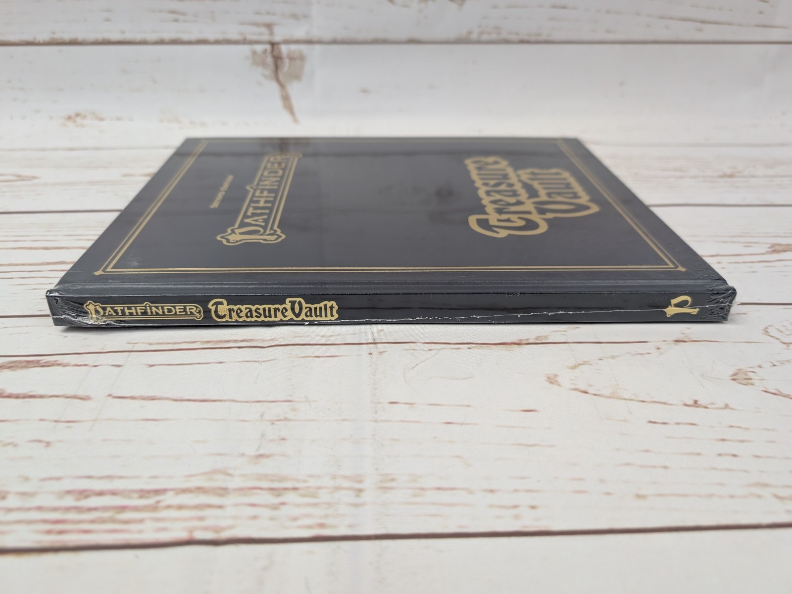 Pathfinder Treasure Vault 2nd Edition Leatherbound NIS Remaster Special Edition