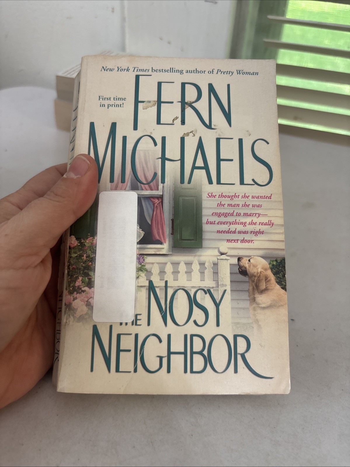 Lot of 10 – Fern Michaels – Mass Paperback Books – FREE SHIPPING