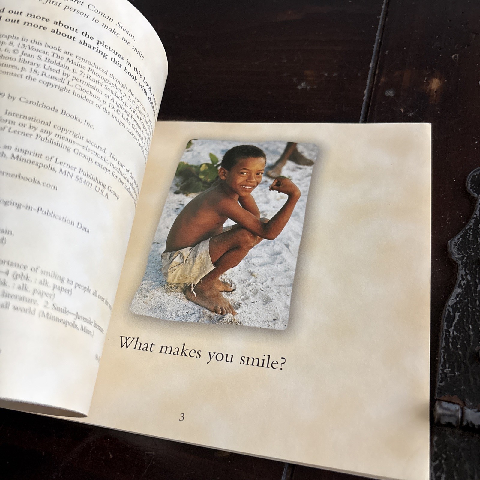 Smiling by Gwenyth Swain (1999, Trade Paperback)