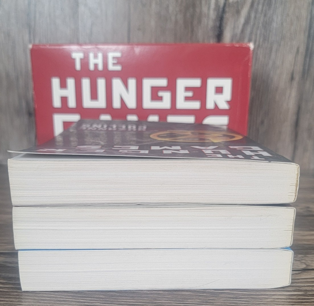The Hunger Games Trilogy Box Set Suzanne Collins Paperback Books 3-Book Lot YA