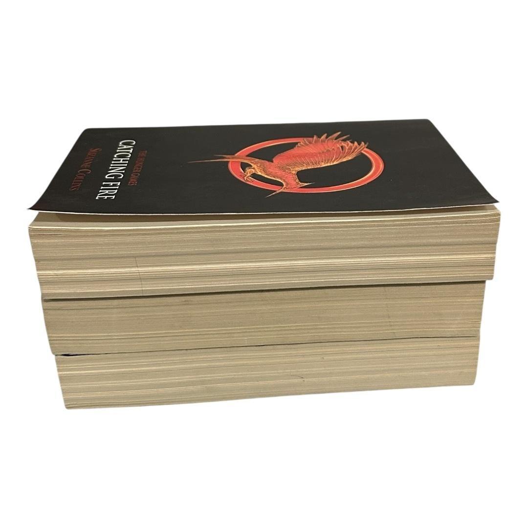 The Hunger Games Trilogy Suzanne Collins 3 PB Scholastic Black YA Set Dystopian