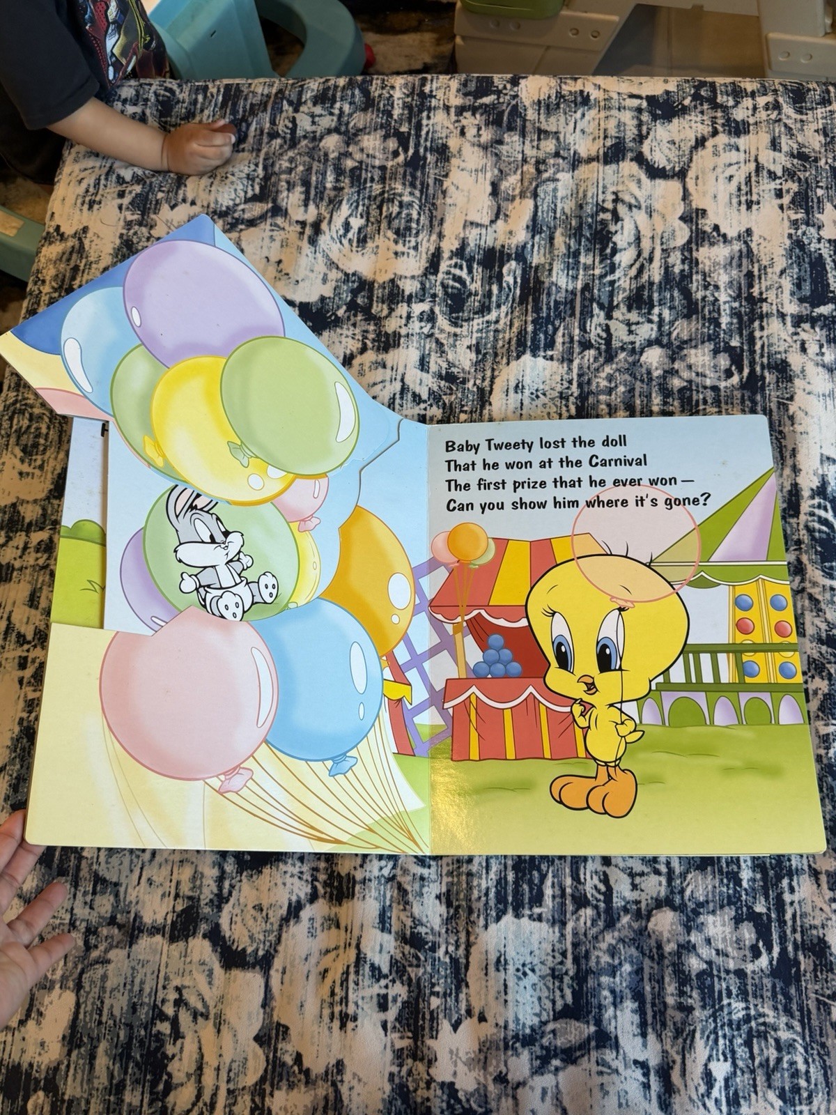 Baby Looney Tunes Vintage 2000 Large Board Slide Book With Hidden Surprises