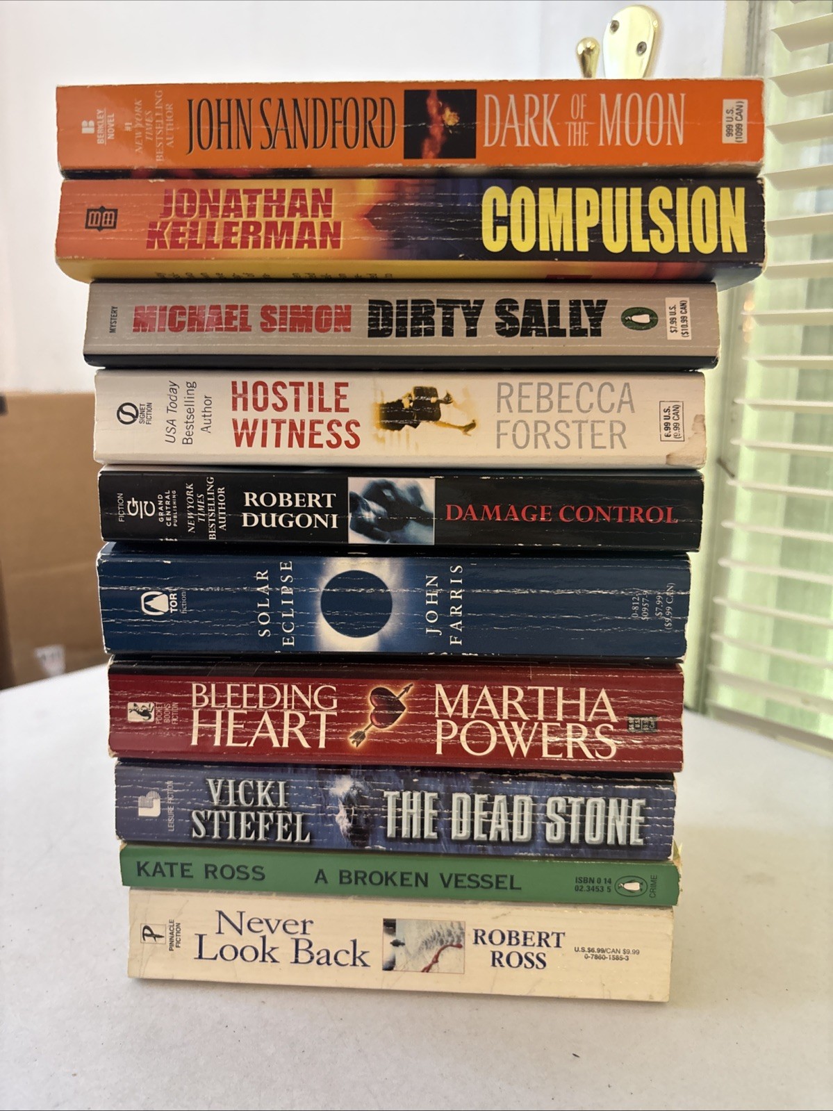 Lot of 10 Mystery – Paperbacks – Mixed Authors – FREE SHIPPING